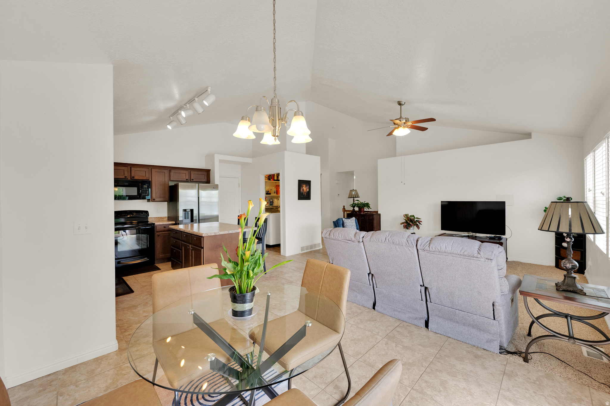 HIGHBURY PLACE 715 - Residential