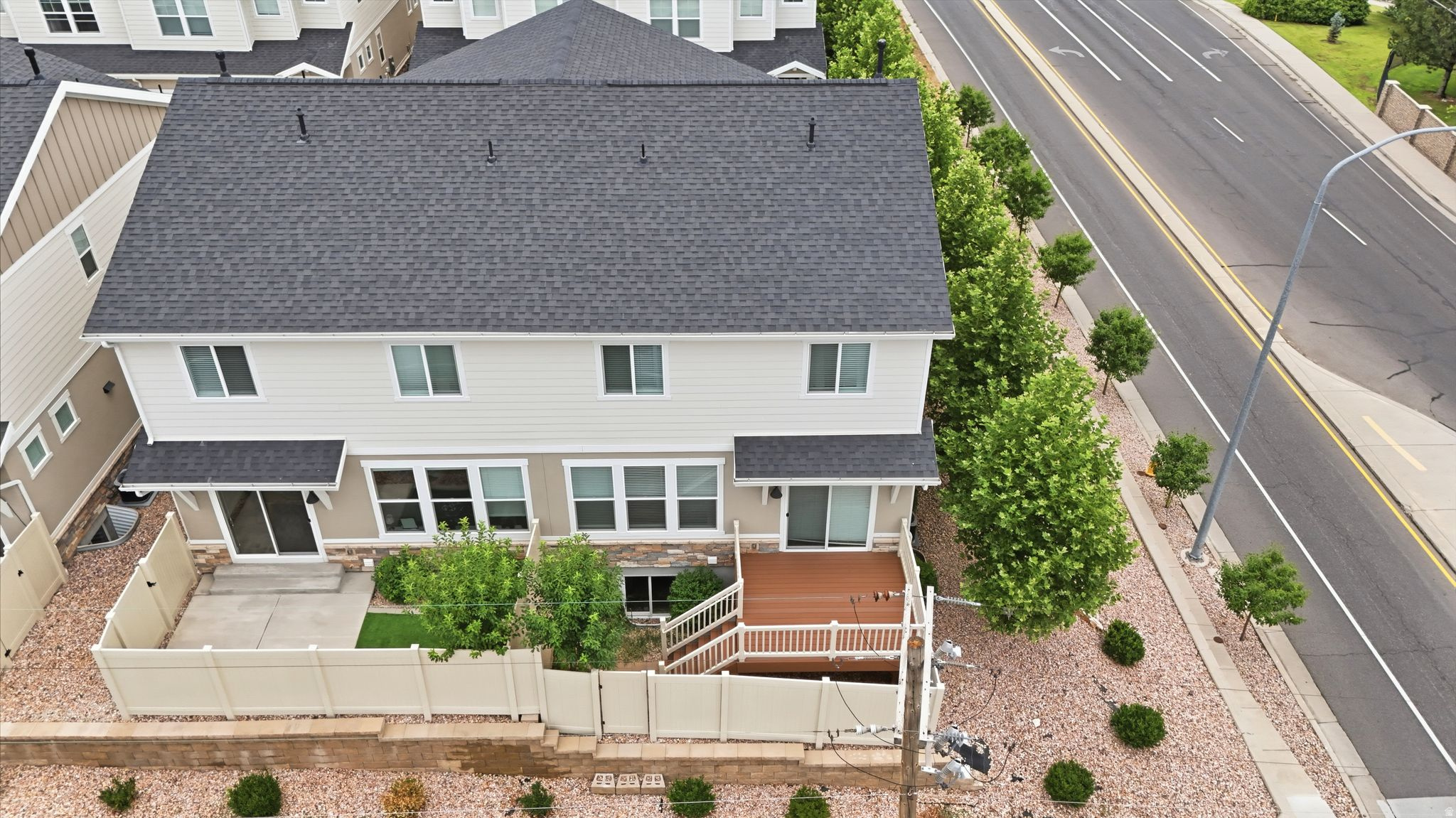 WEYBURN POINTE - Residential