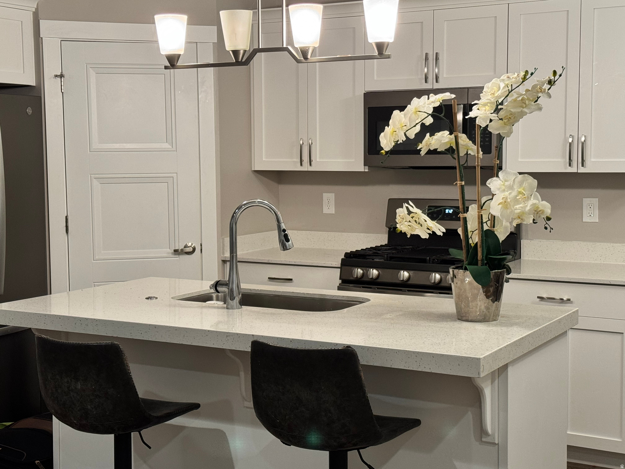 WEYBURN POINTE - Residential