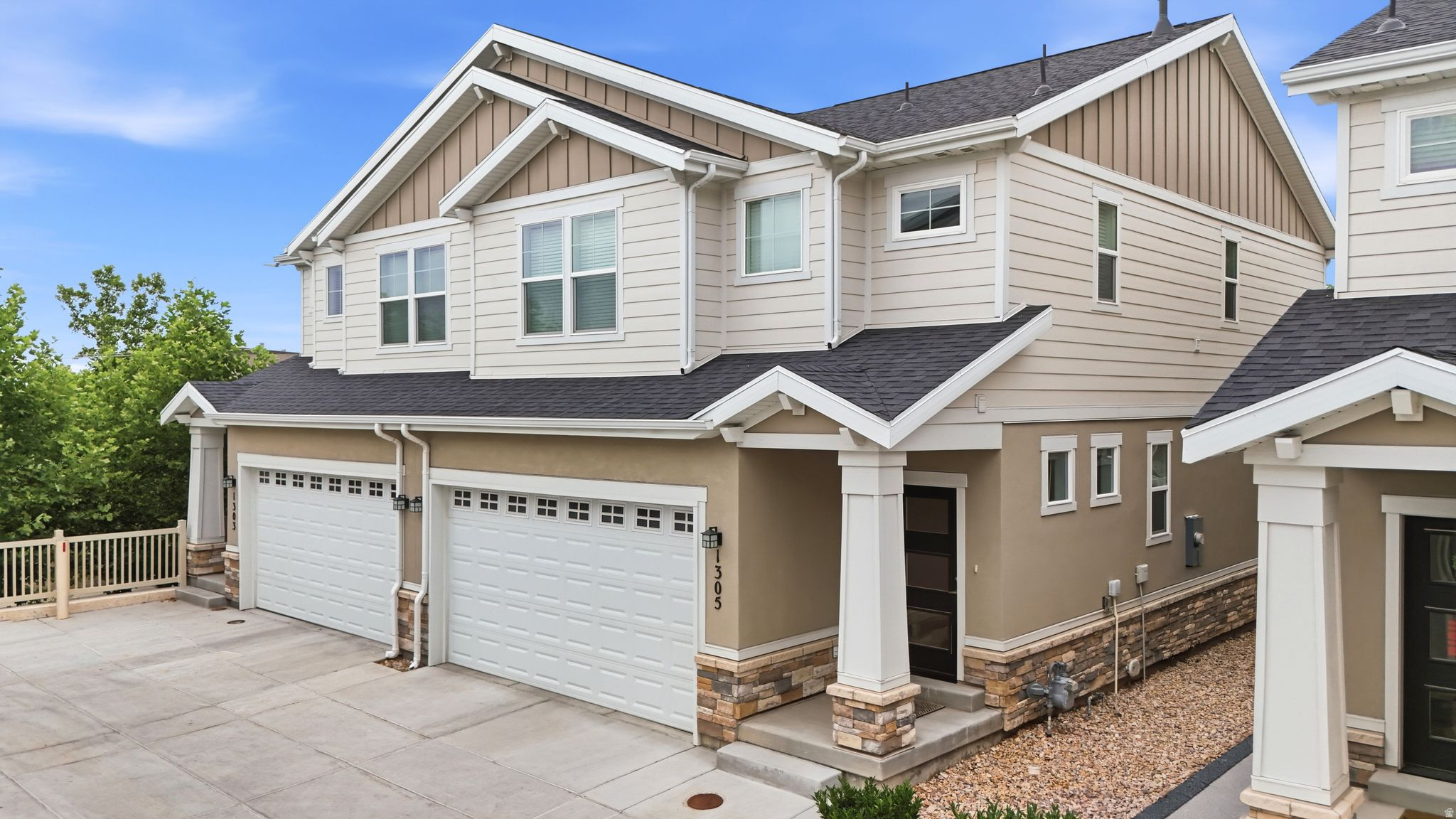 WEYBURN POINTE - Residential