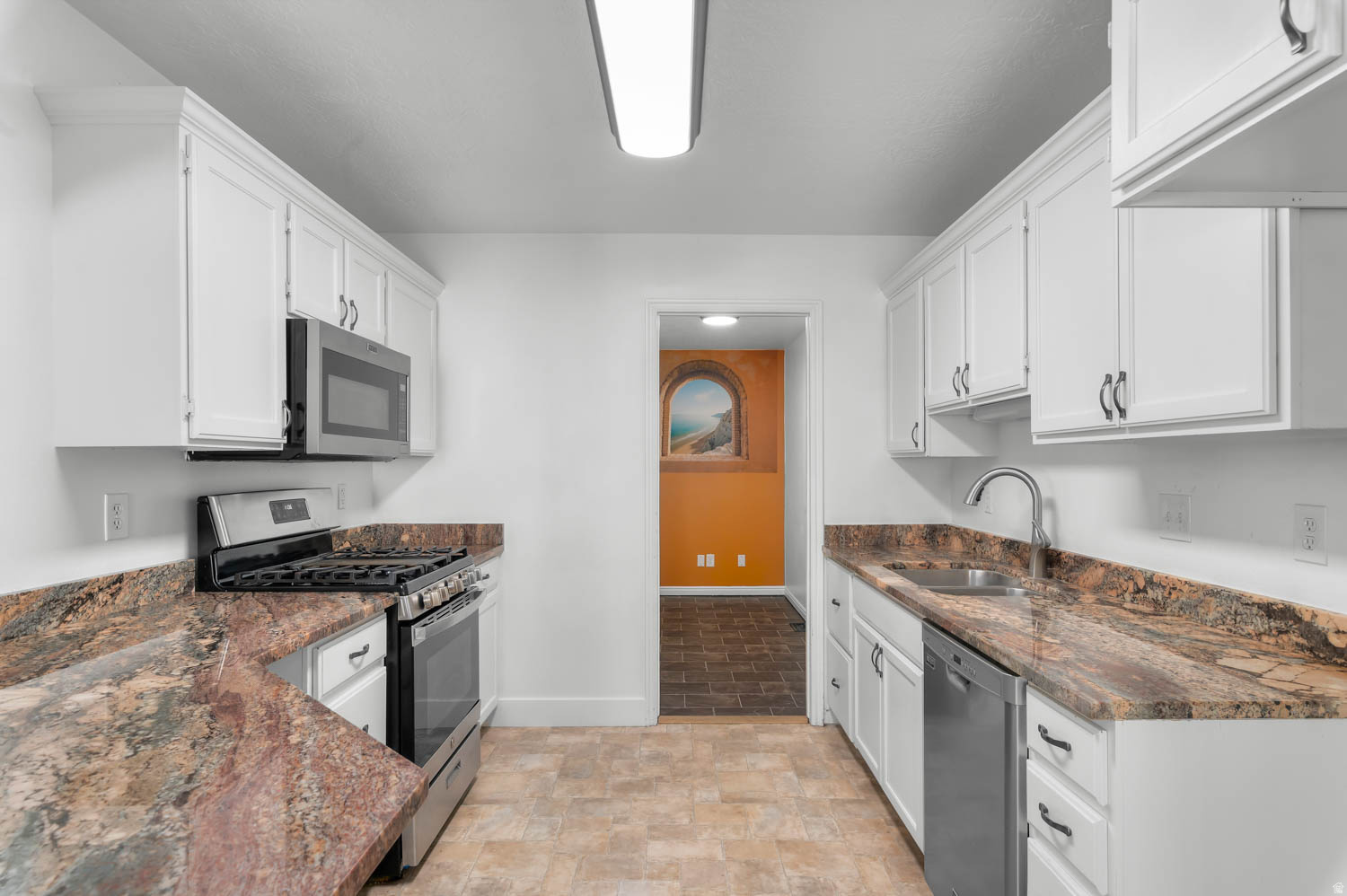 WESTGATE RETREAT - Residential