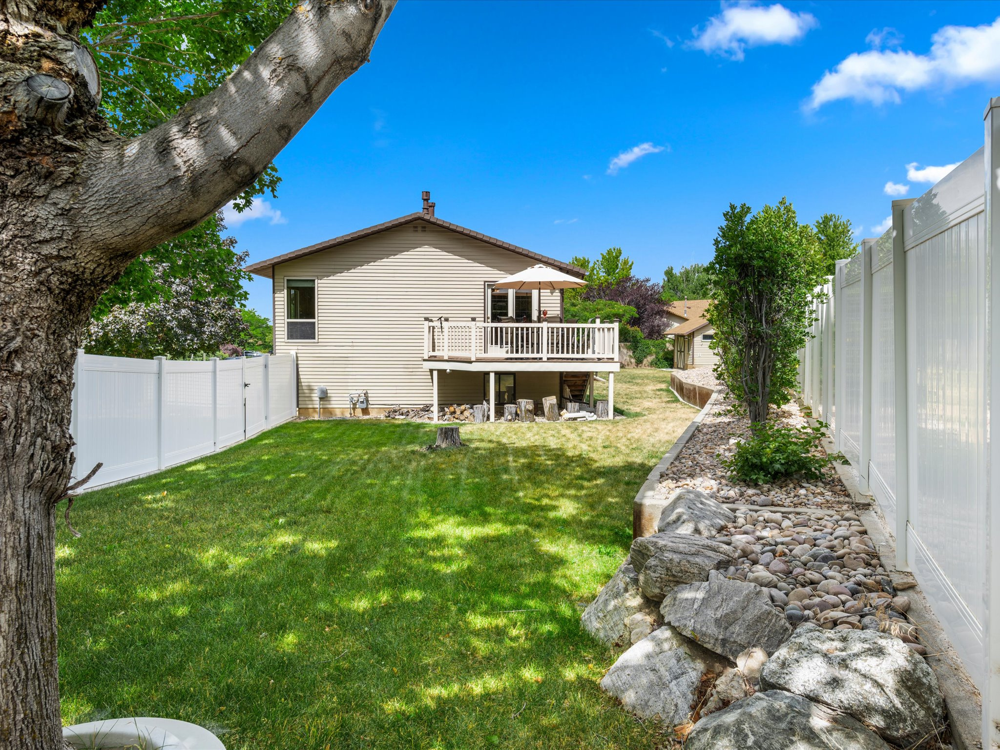 CAMARREN COVE - Residential