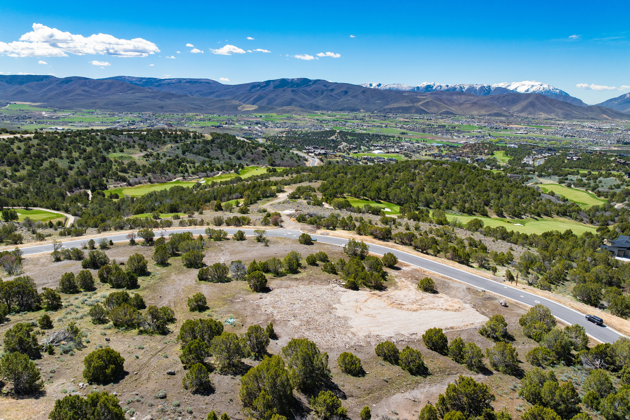 RED LEDGES - Land