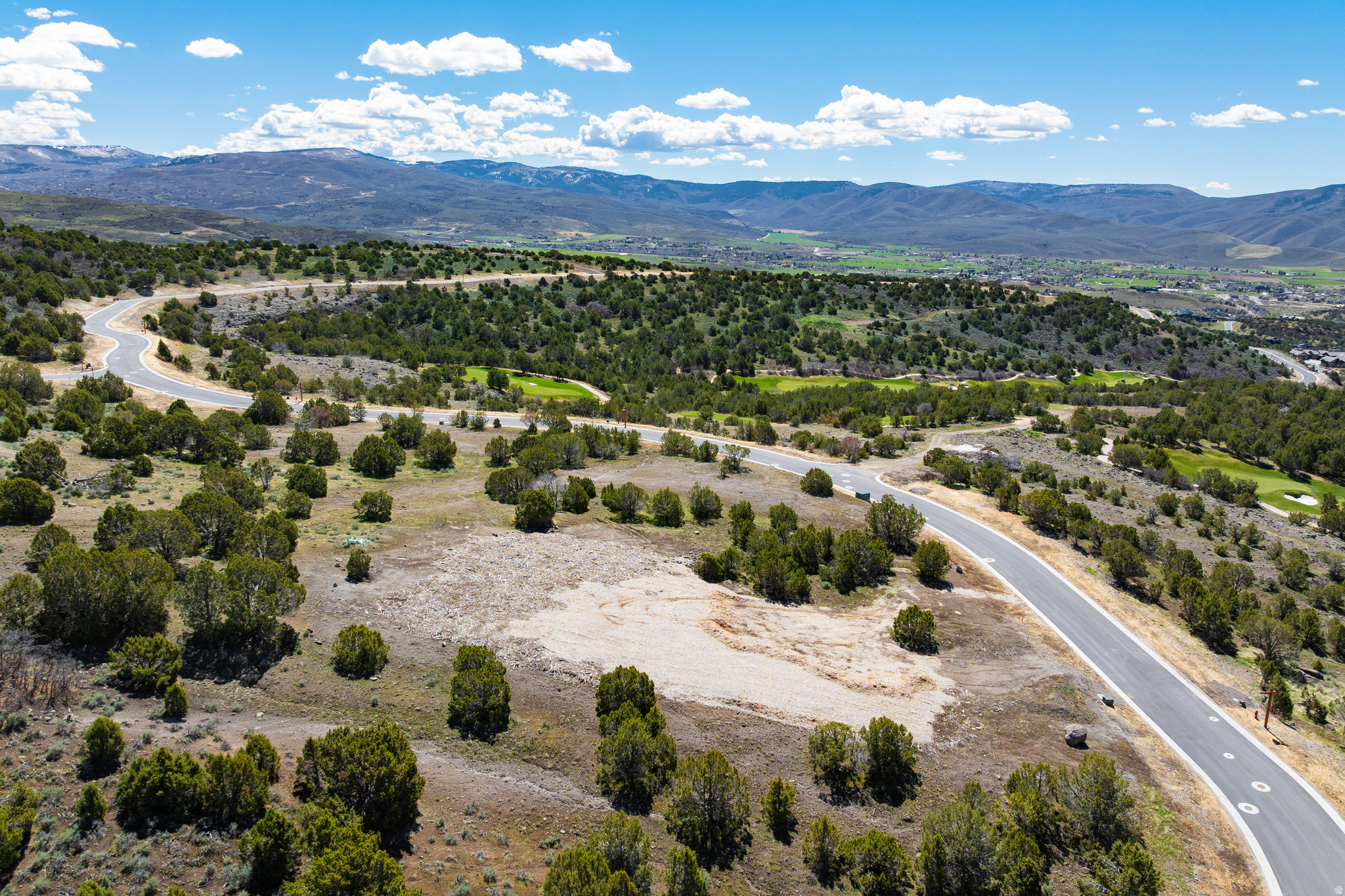 RED LEDGES - Land