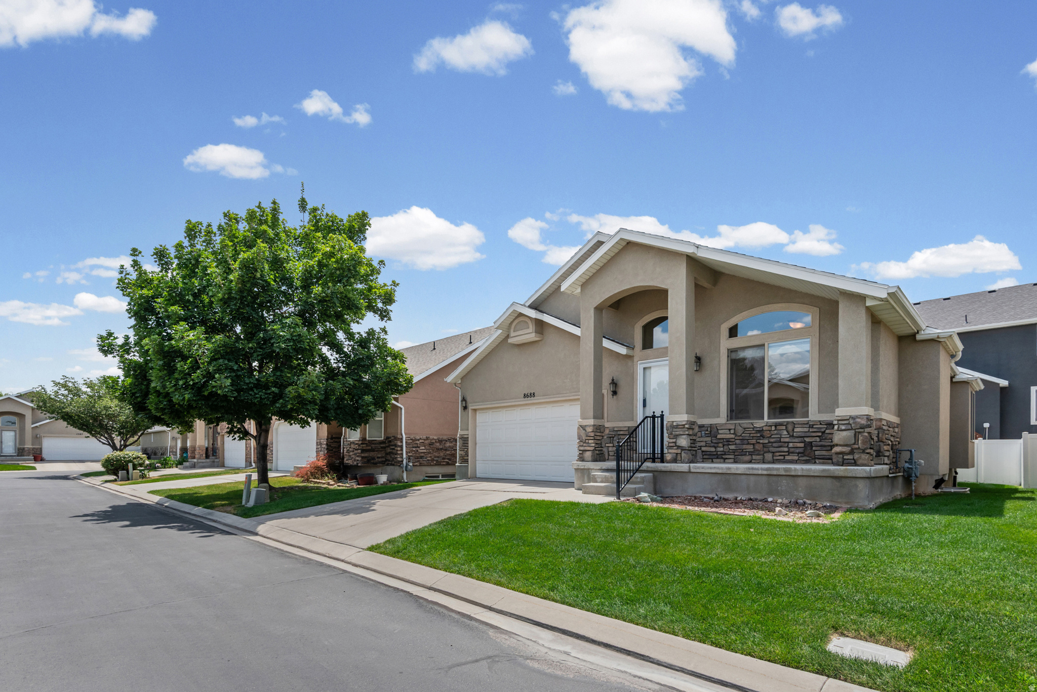 DOVE MEADOWS - Residential