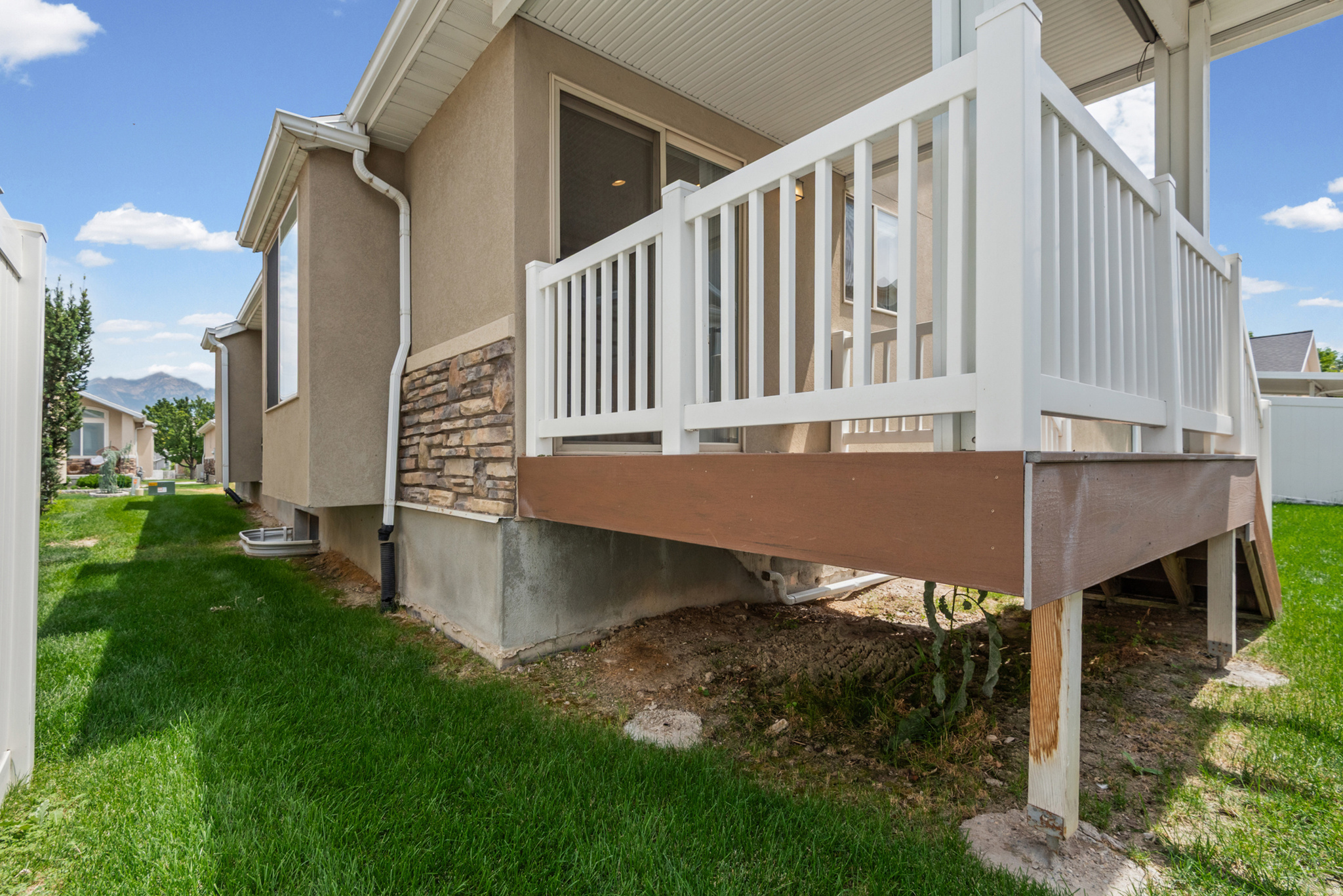 DOVE MEADOWS - Residential