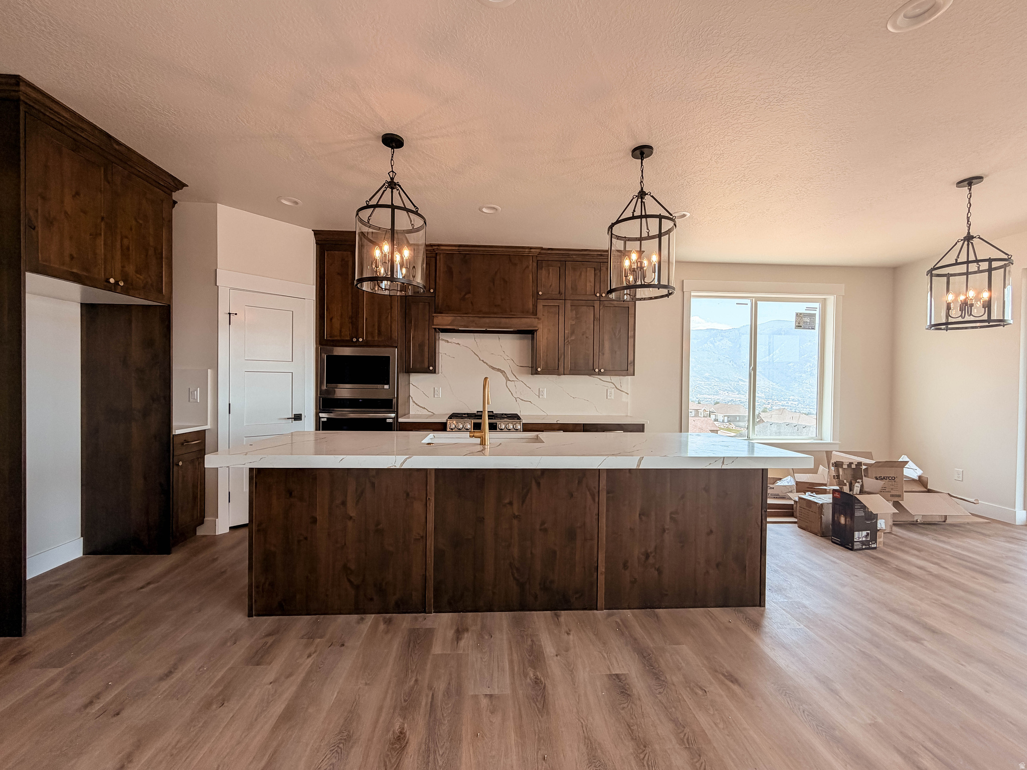NORTHVIEW ESTATES - Residential