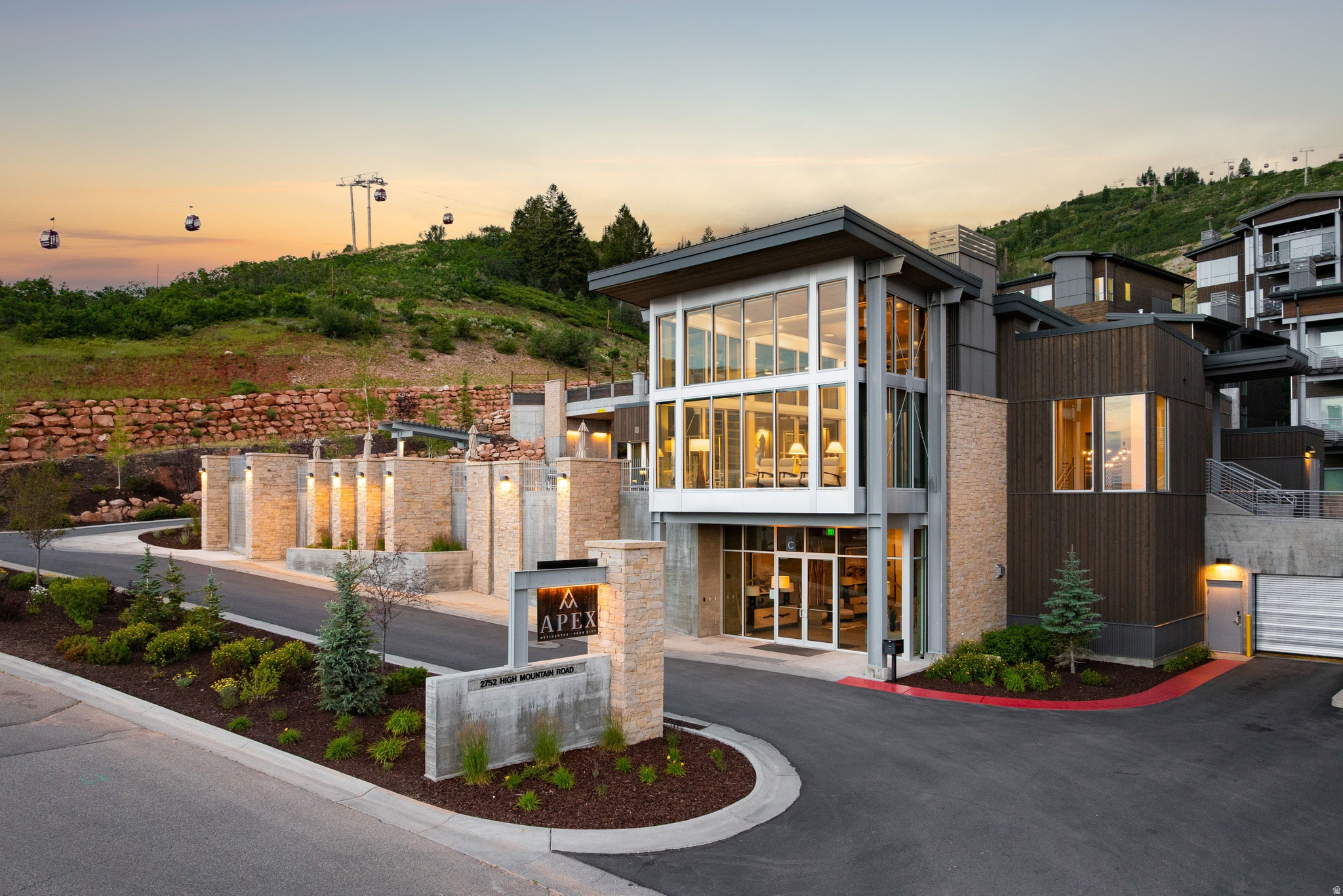 APEX RESIDENCECS - Residential