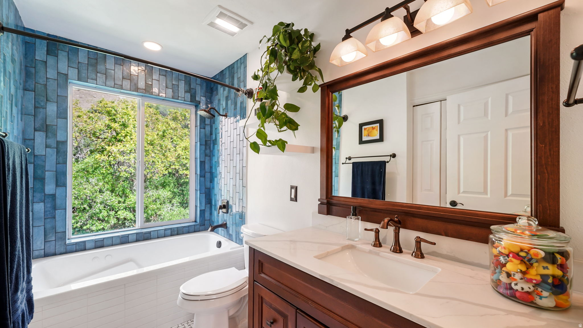 SHERWOOD HILLS - Residential