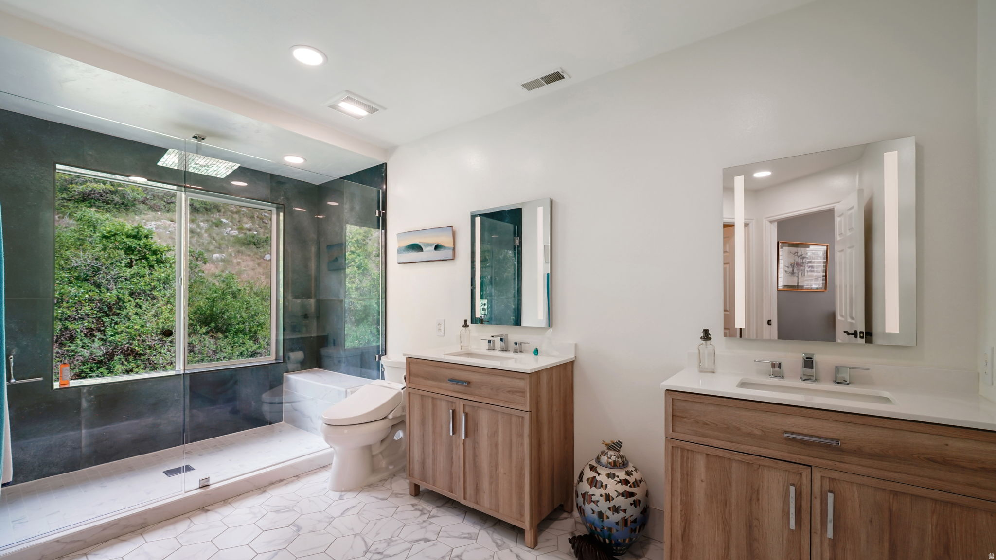 SHERWOOD HILLS - Residential