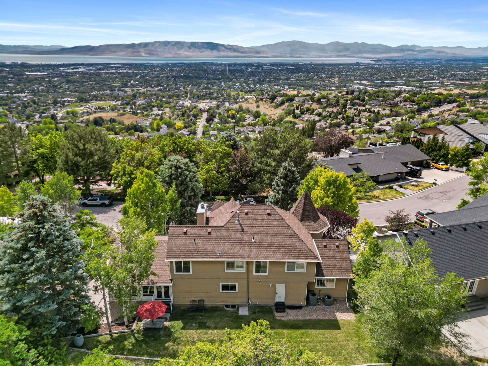 SHERWOOD HILLS - Residential