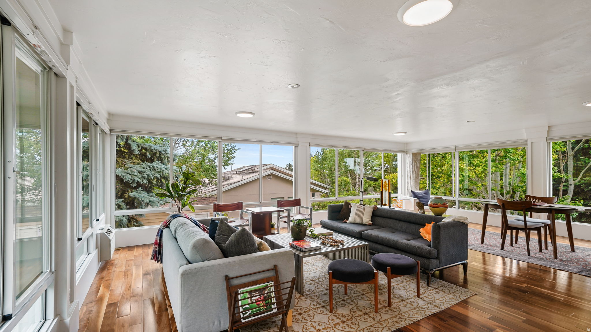 SHERWOOD HILLS - Residential