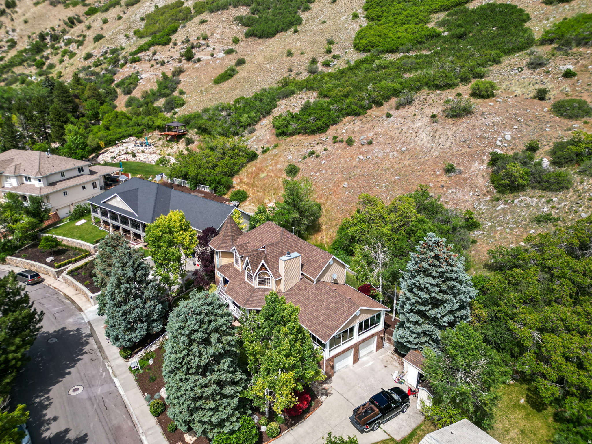 SHERWOOD HILLS - Residential