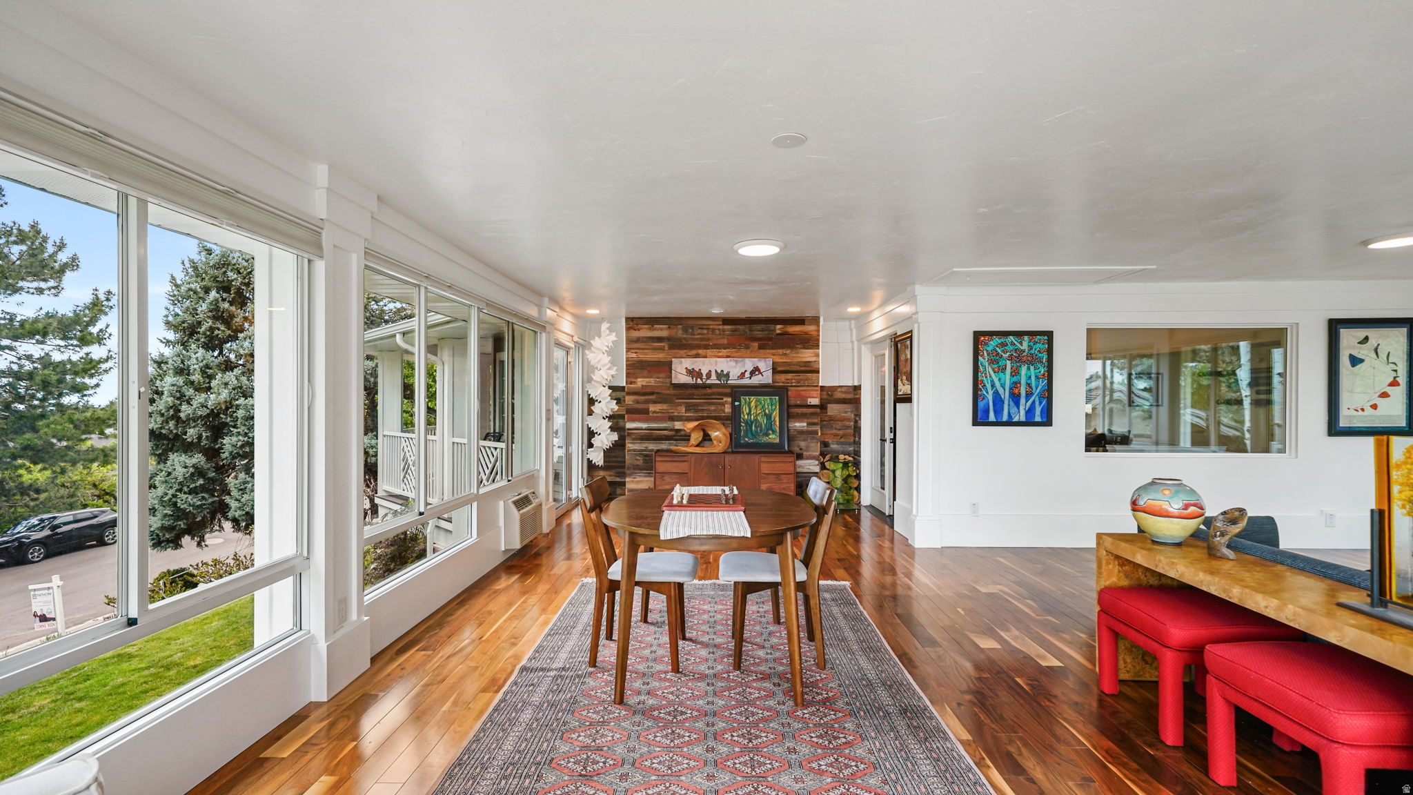 SHERWOOD HILLS - Residential