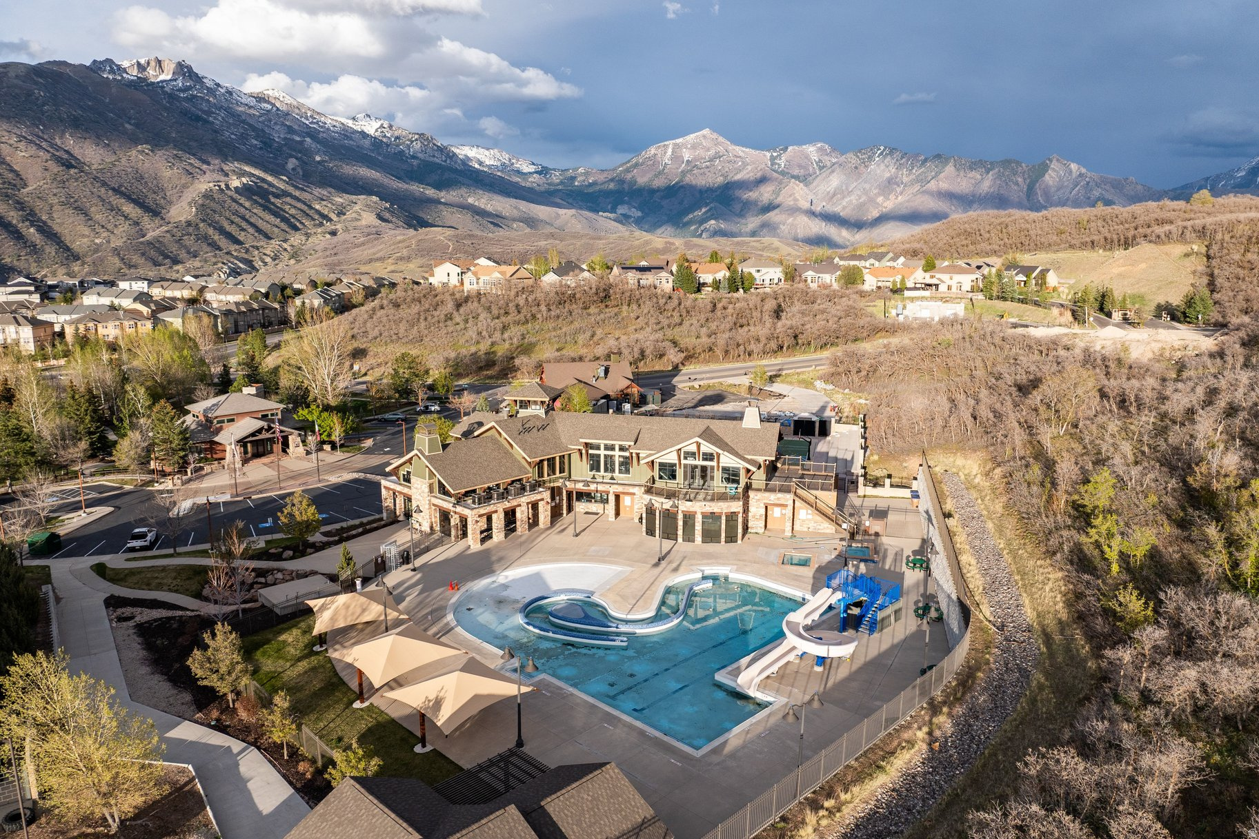 EAGLE CREST NO 1 AT - Residential