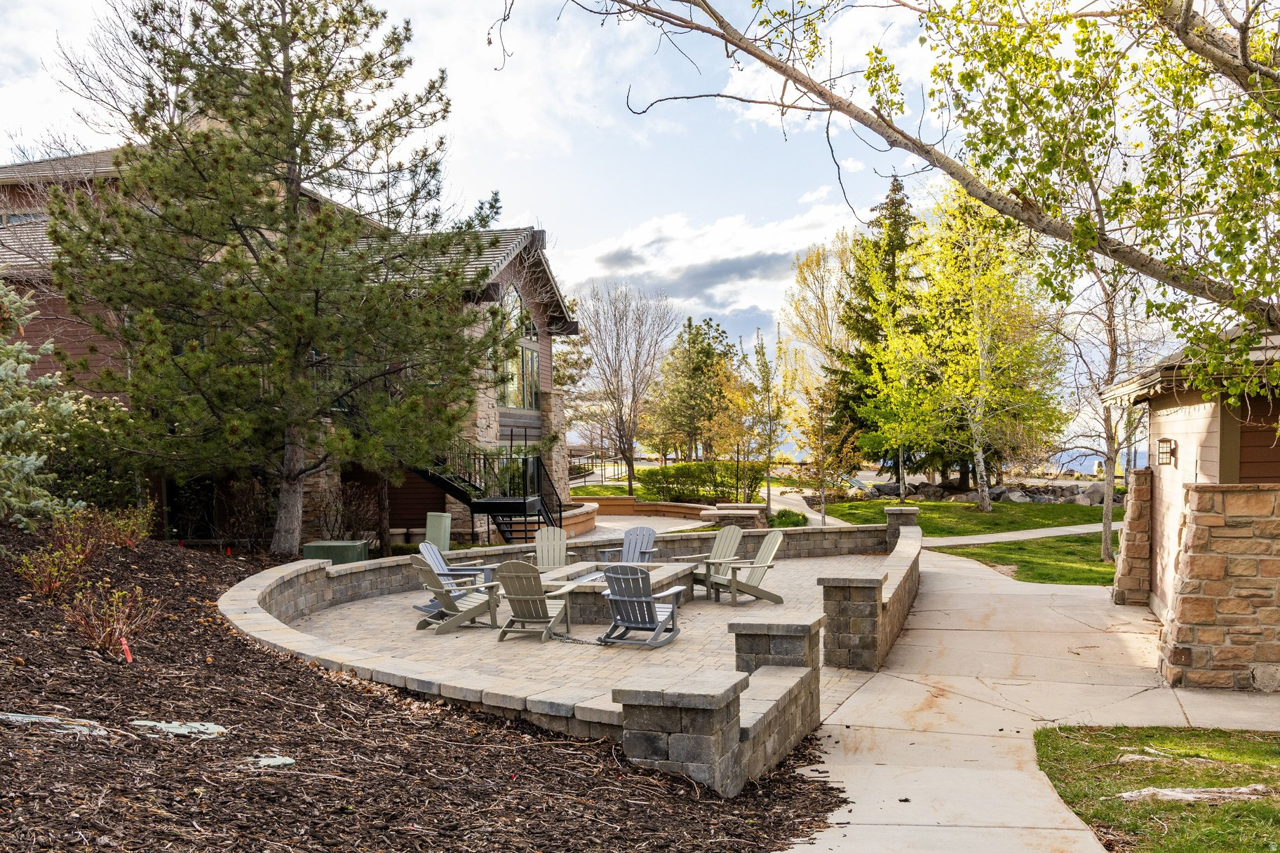 EAGLE CREST NO 1 AT - Residential