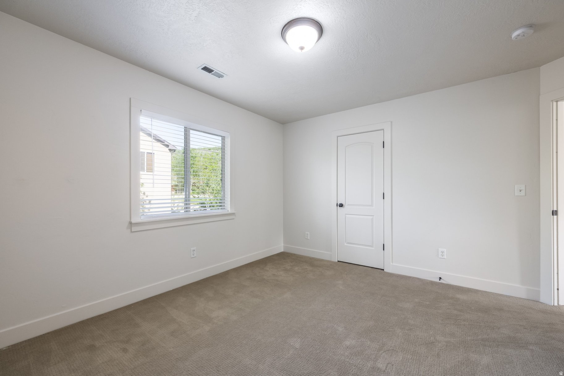 EAGLE CREST NO 1 AT - Residential