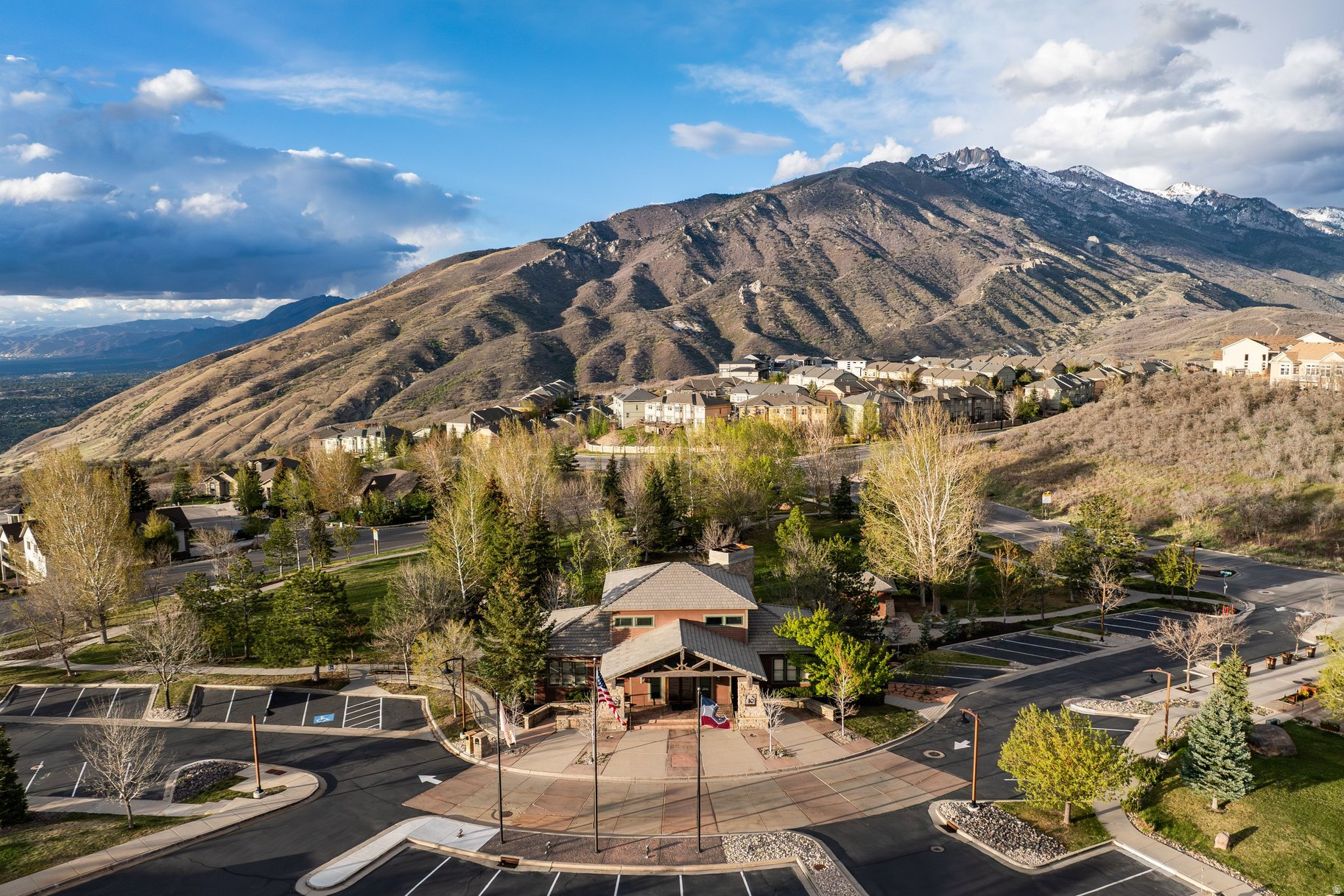 EAGLE CREST NO 1 AT - Residential