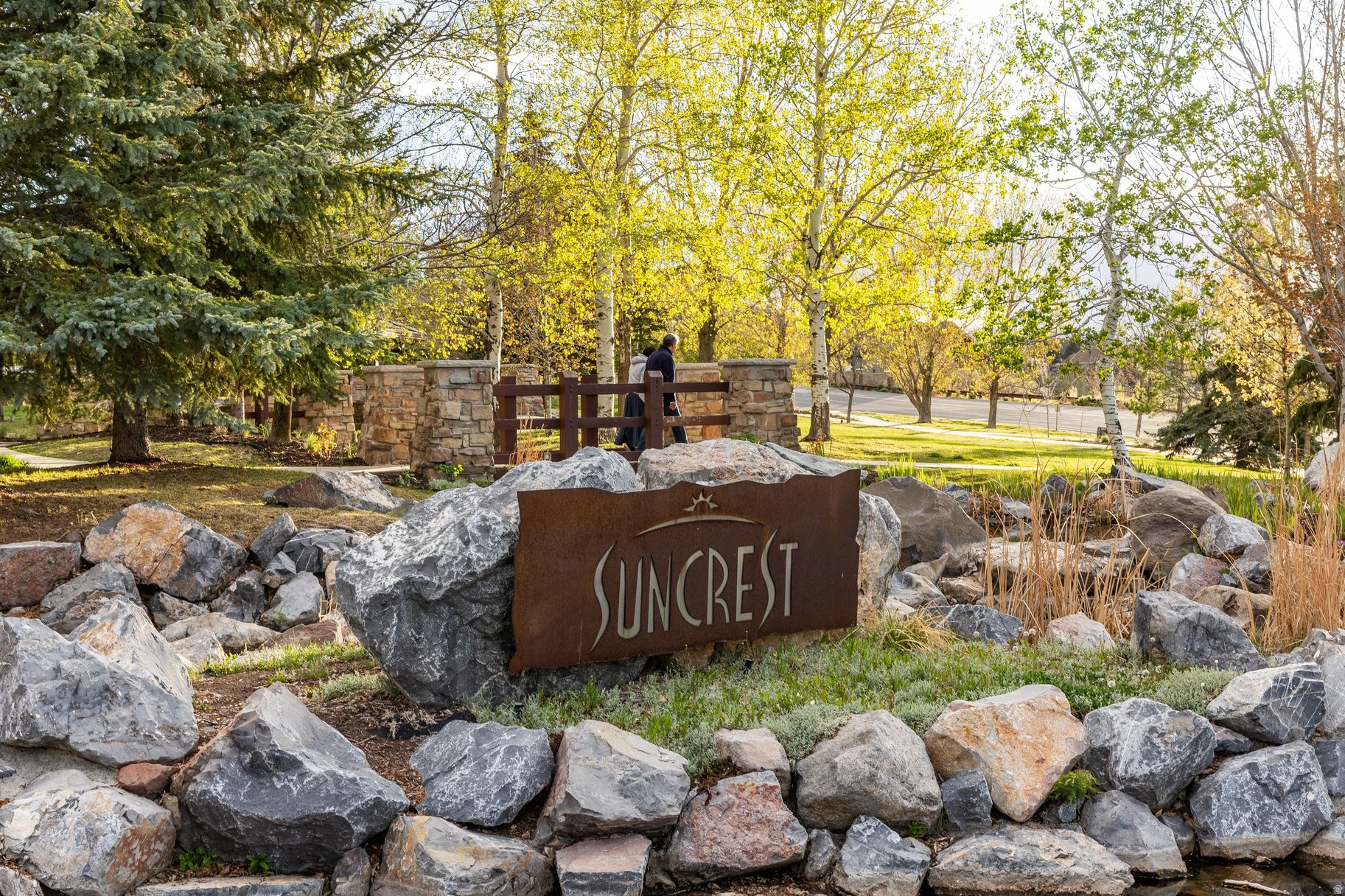 EAGLE CREST NO 1 AT - Residential