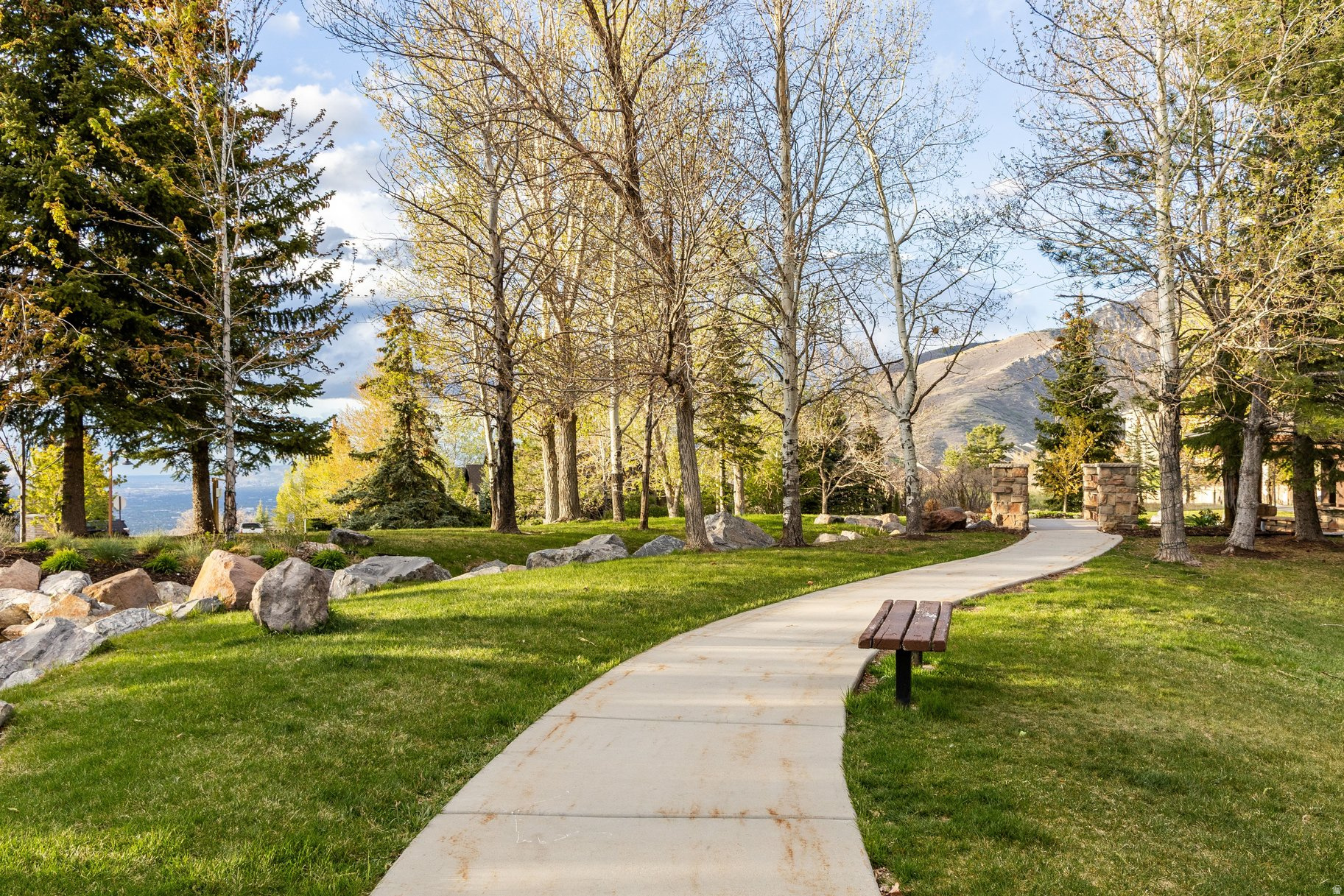 EAGLE CREST NO 1 AT - Residential
