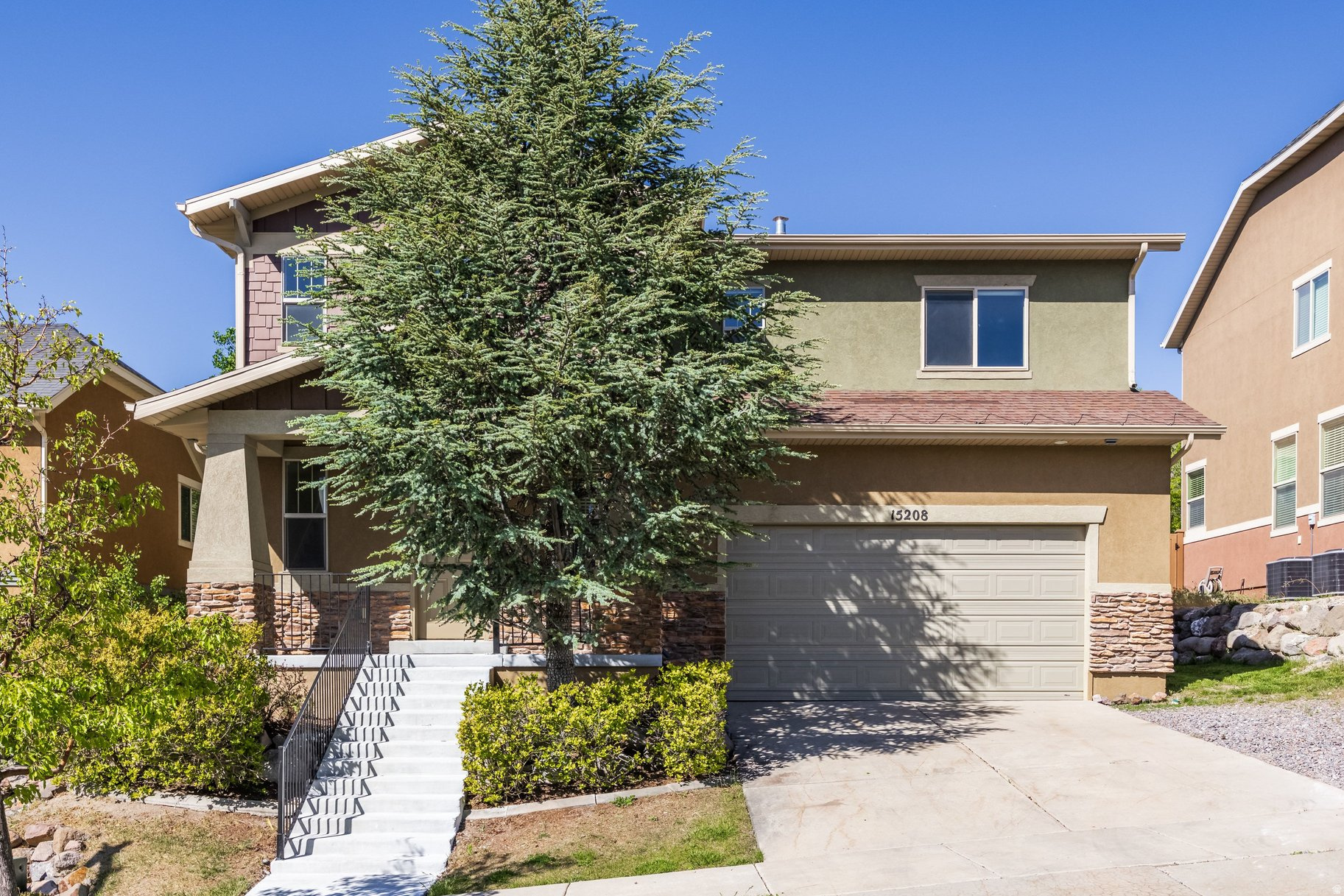 EAGLE CREST NO 1 AT - Residential