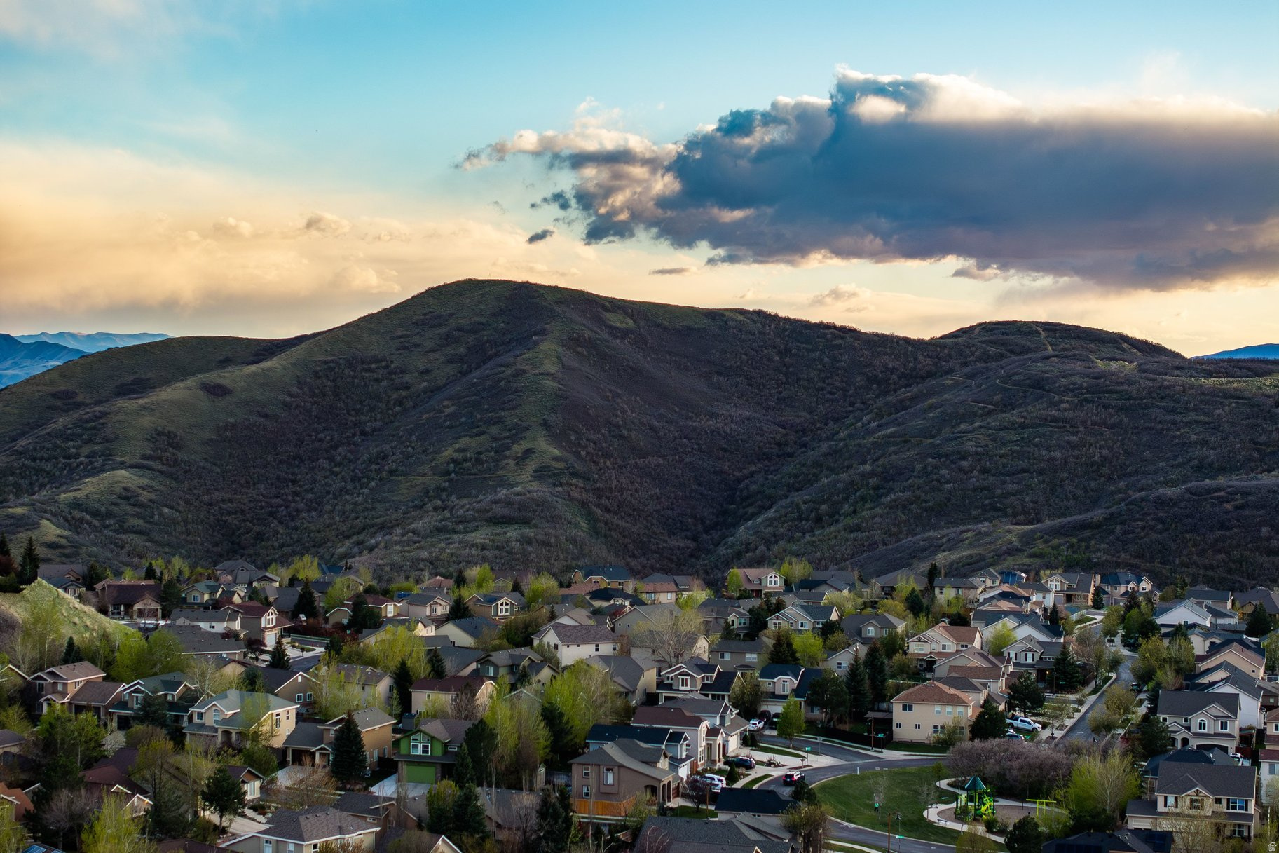 EAGLE CREST NO 1 AT - Residential