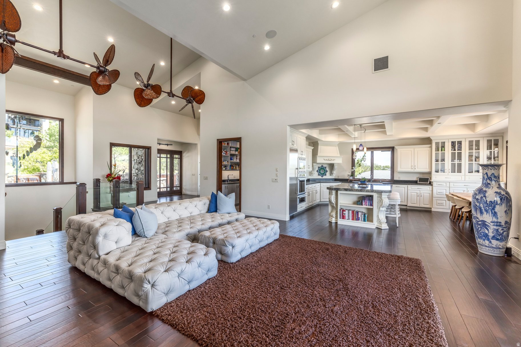 RED LEDGES - Residential