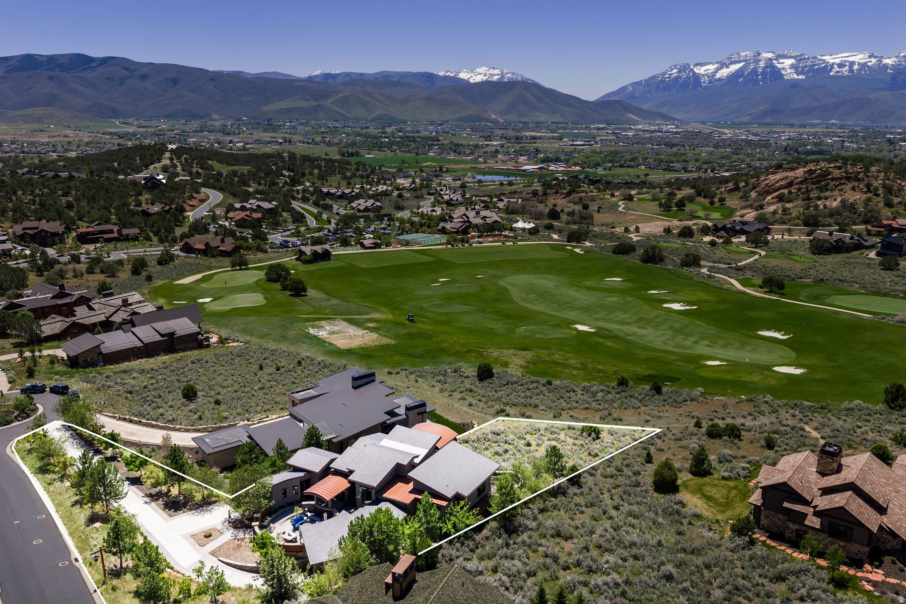 RED LEDGES - Residential