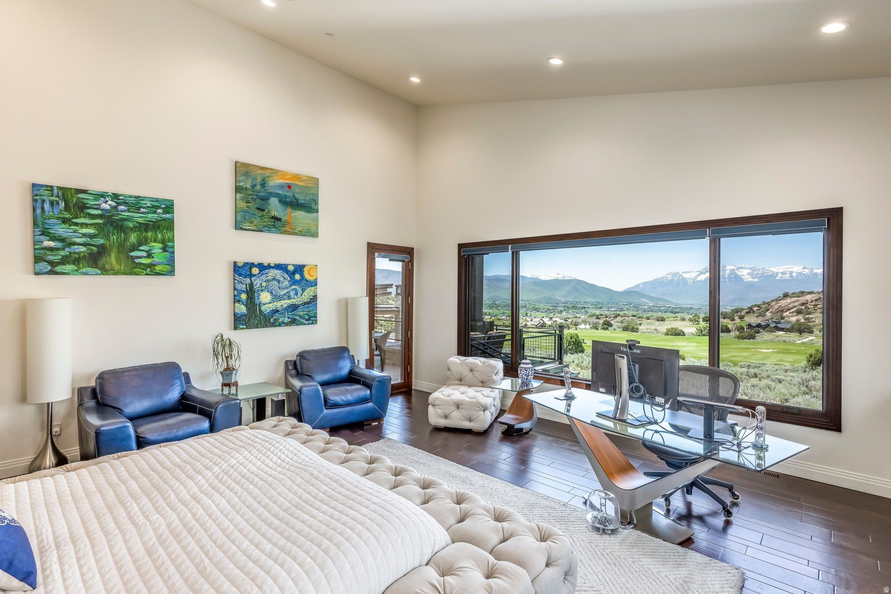 RED LEDGES - Residential