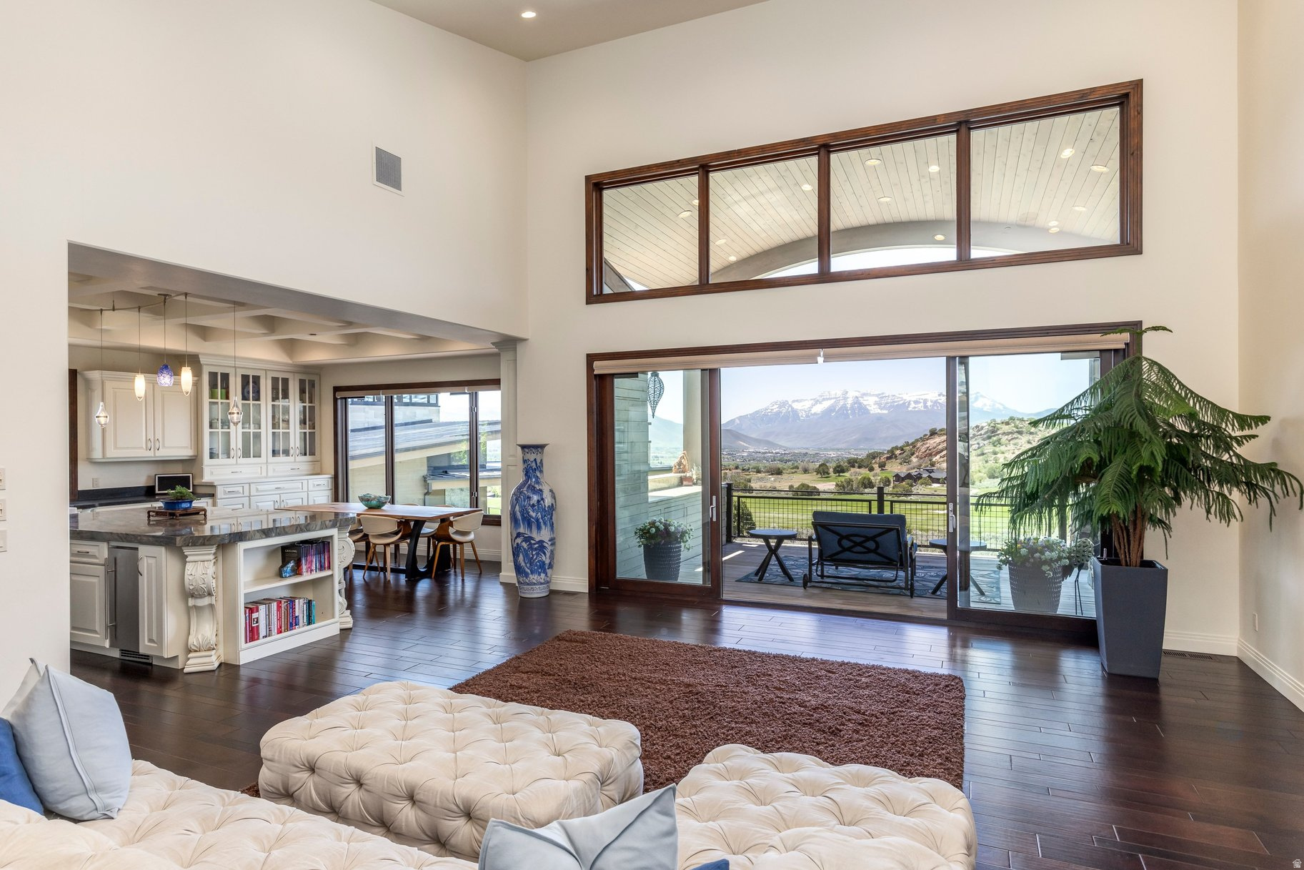 RED LEDGES - Residential
