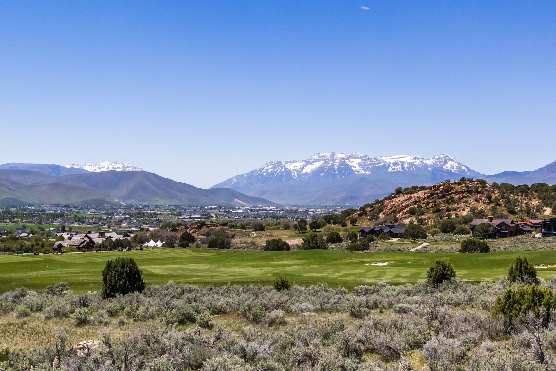 RED LEDGES - Residential