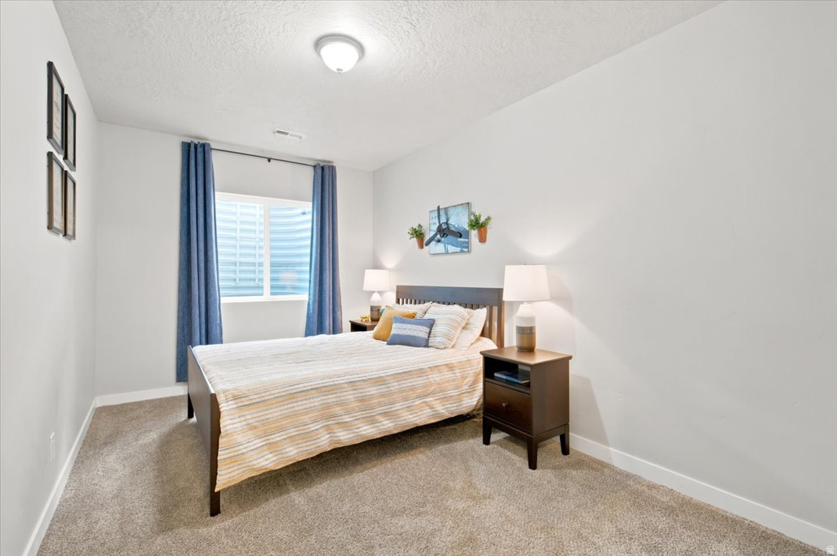 DAYBREAK - Residential