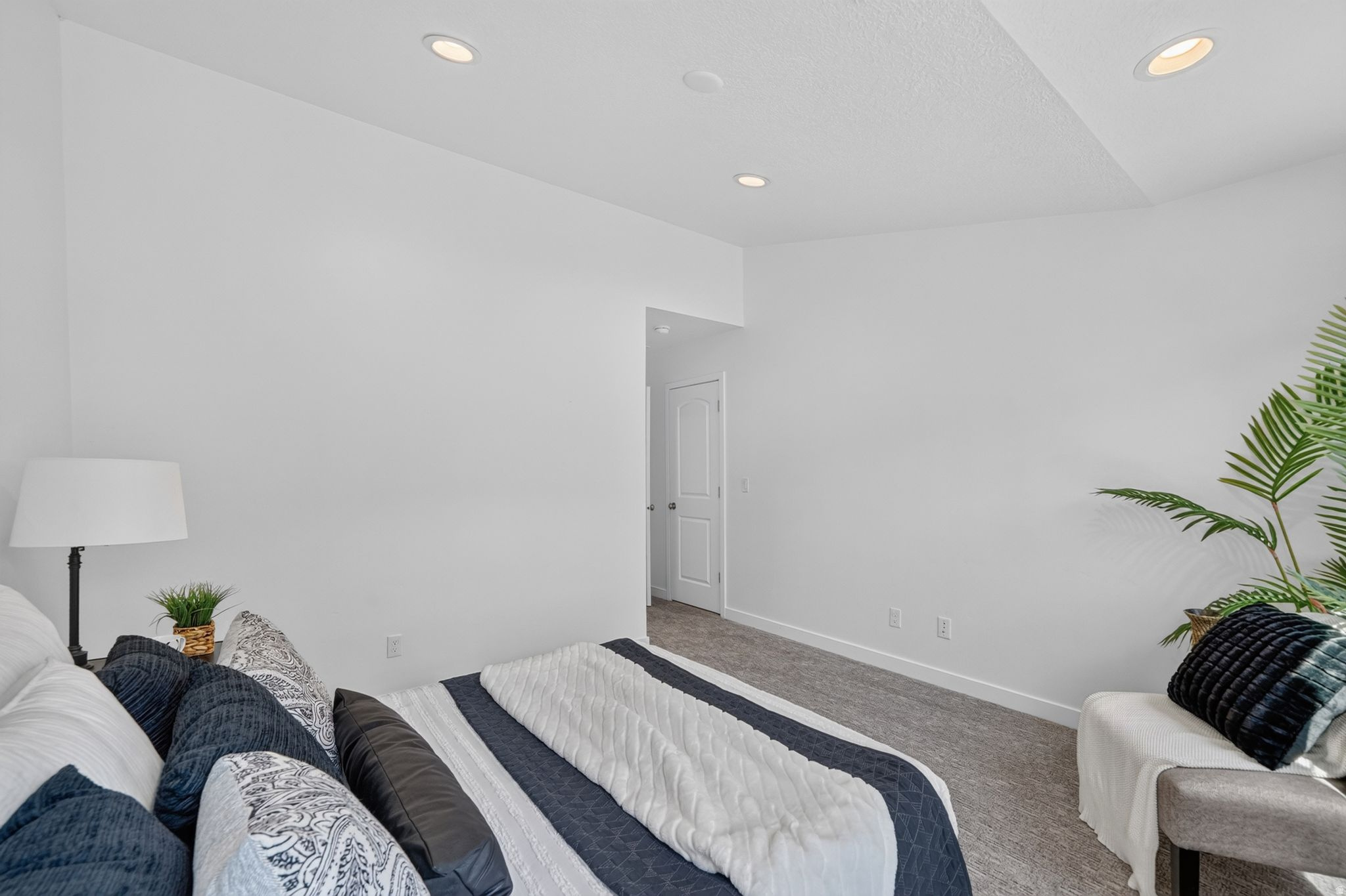 OLDE TOWNE CENTRE SU - Residential