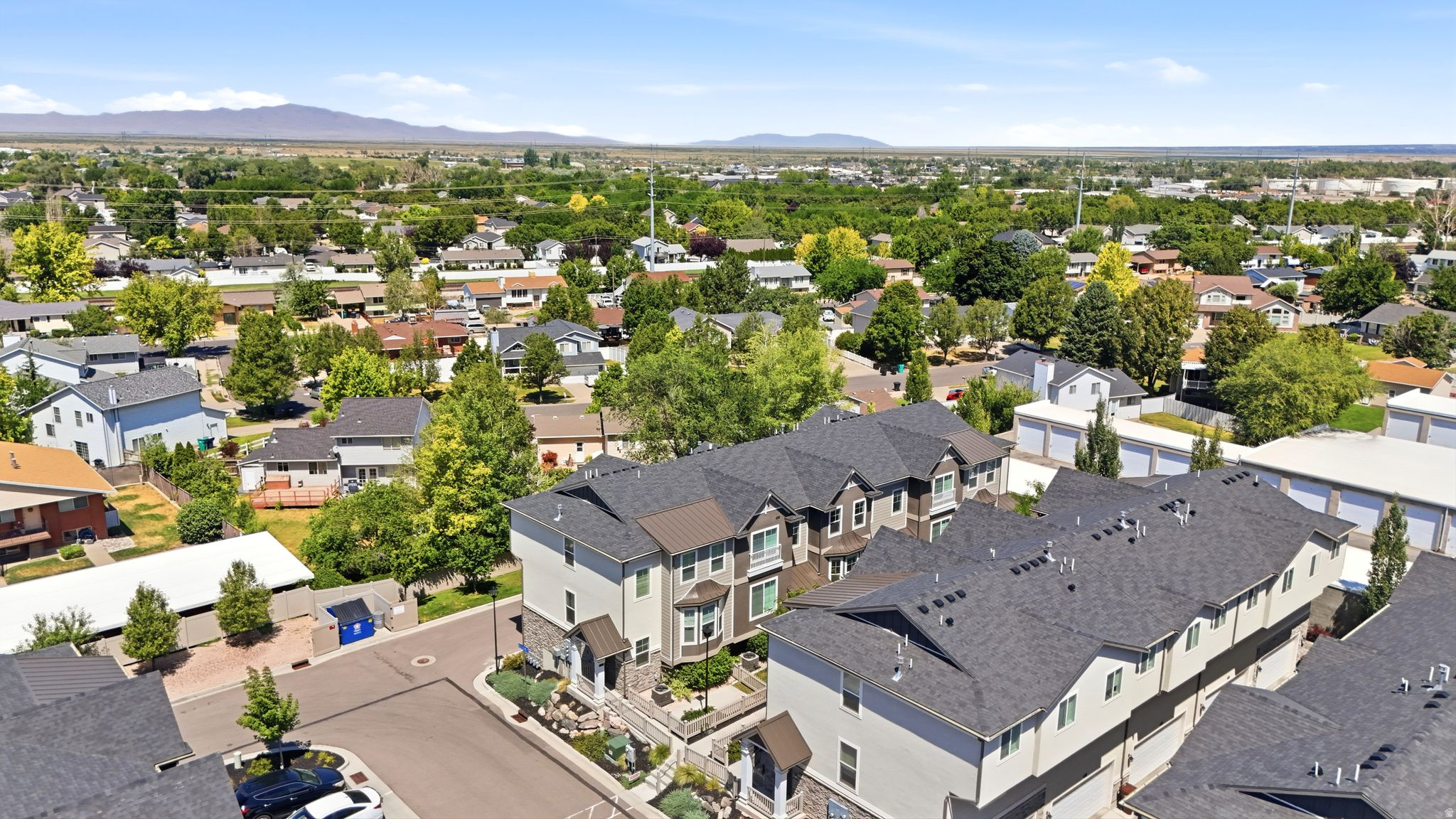 OLDE TOWNE CENTRE SU - Residential