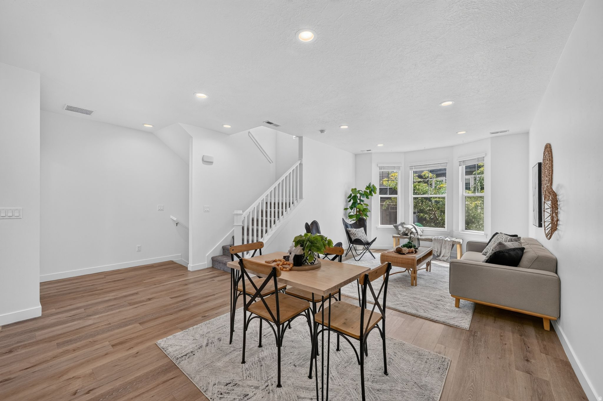OLDE TOWNE CENTRE SU - Residential