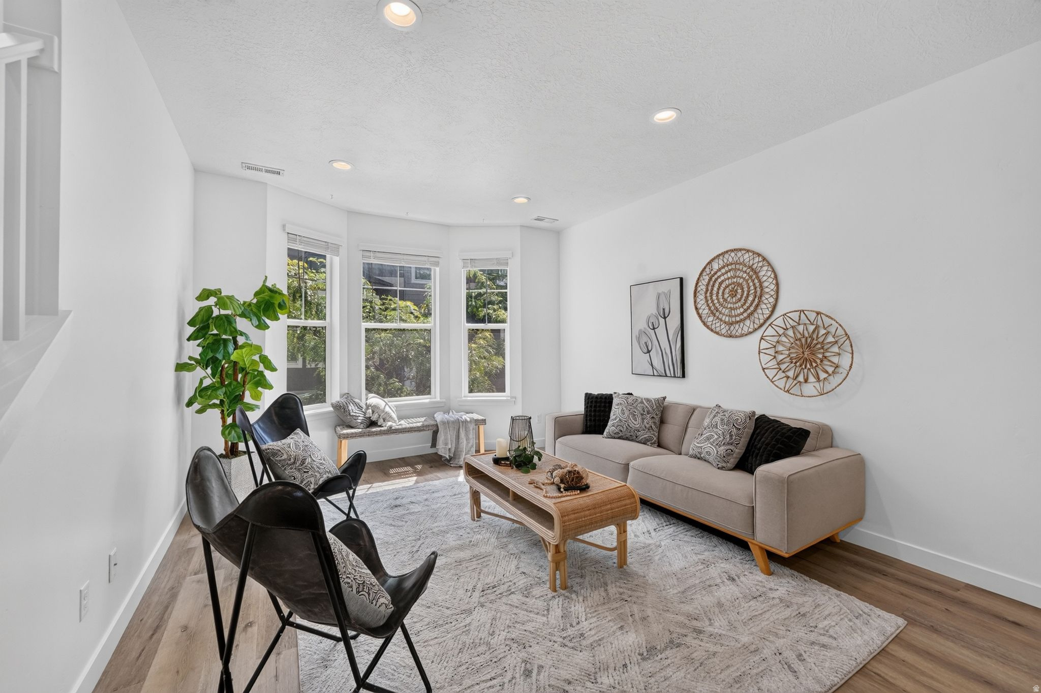 OLDE TOWNE CENTRE SU - Residential