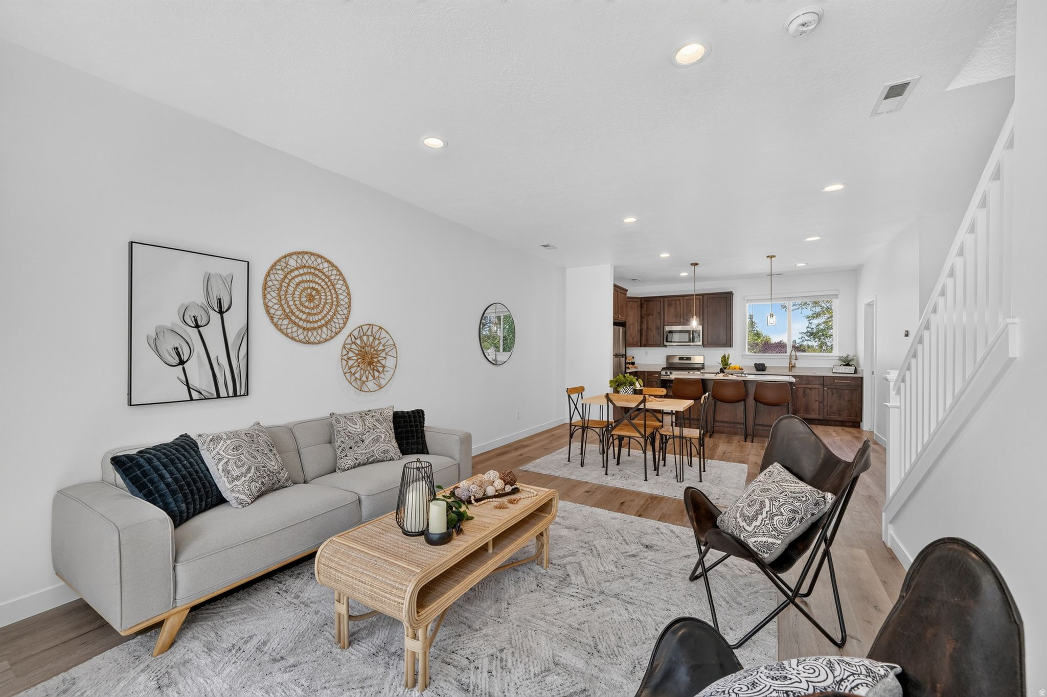 OLDE TOWNE CENTRE SU - Residential
