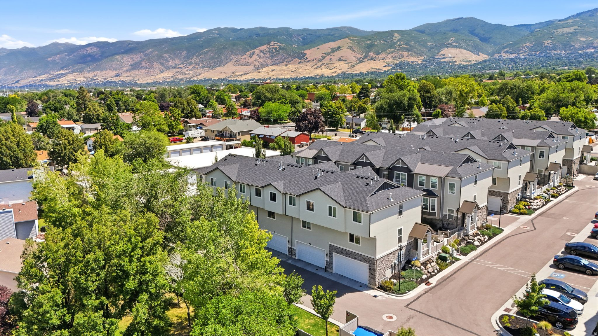 OLDE TOWNE CENTRE SU - Residential