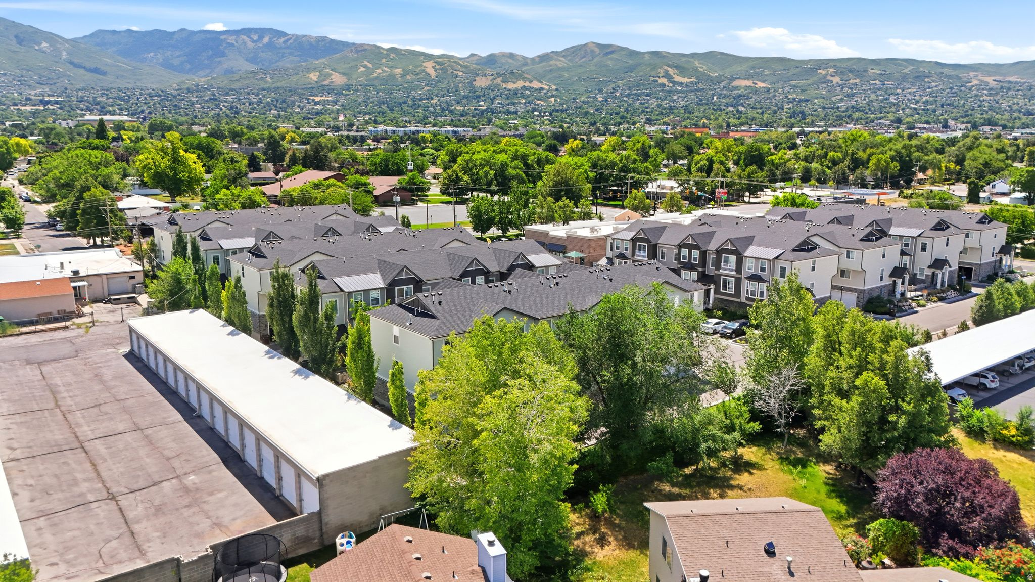 OLDE TOWNE CENTRE SU - Residential