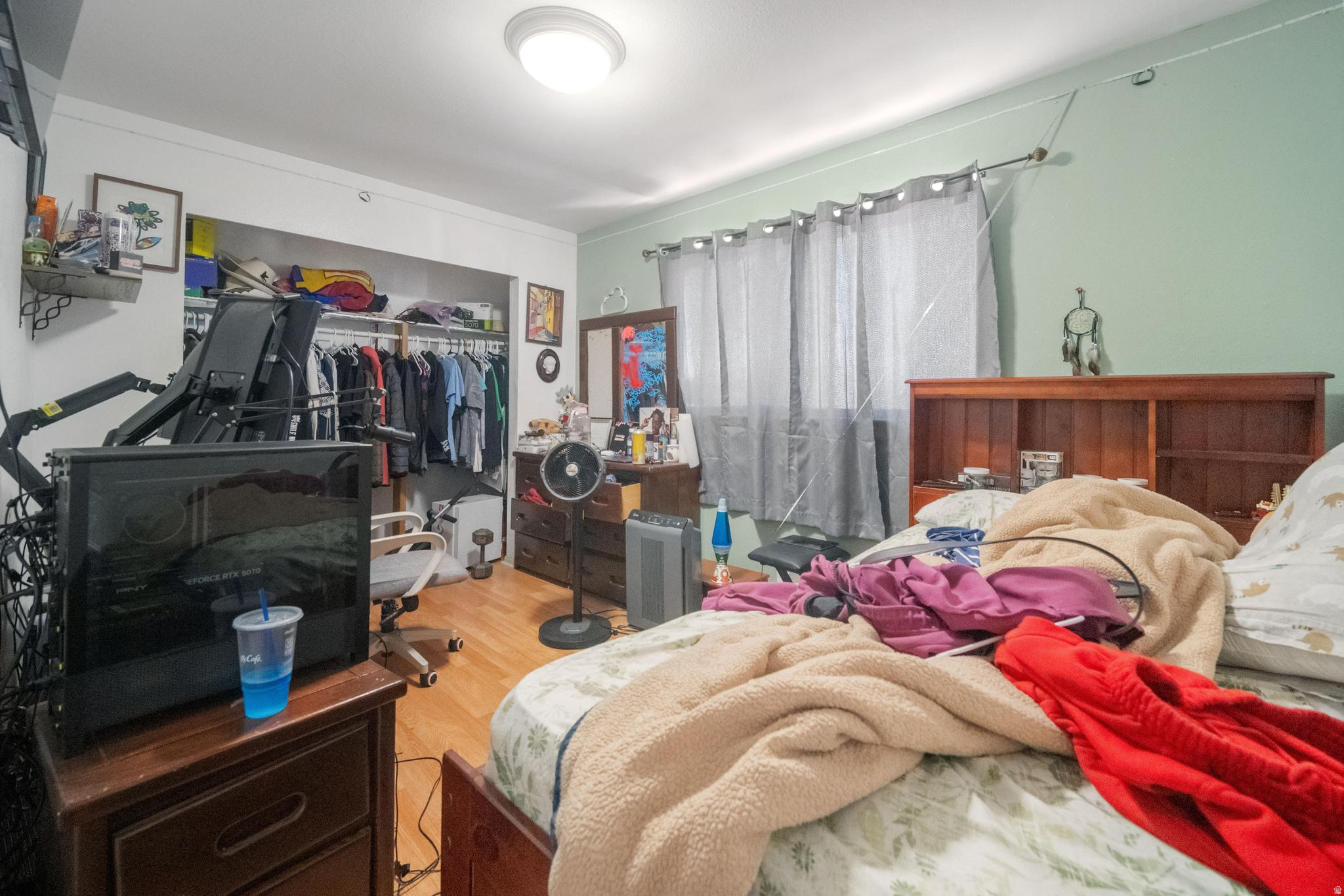 CROWN SUB. - Residential
