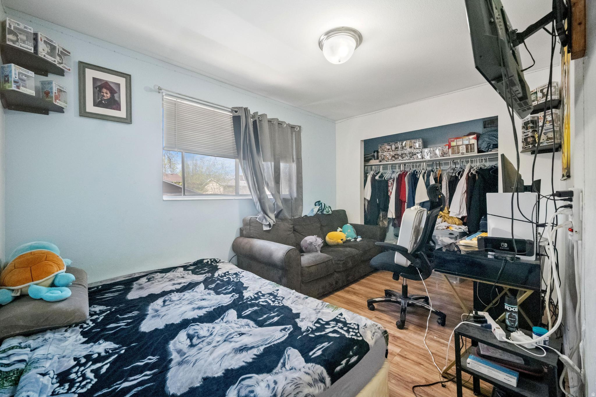 CROWN SUB. - Residential