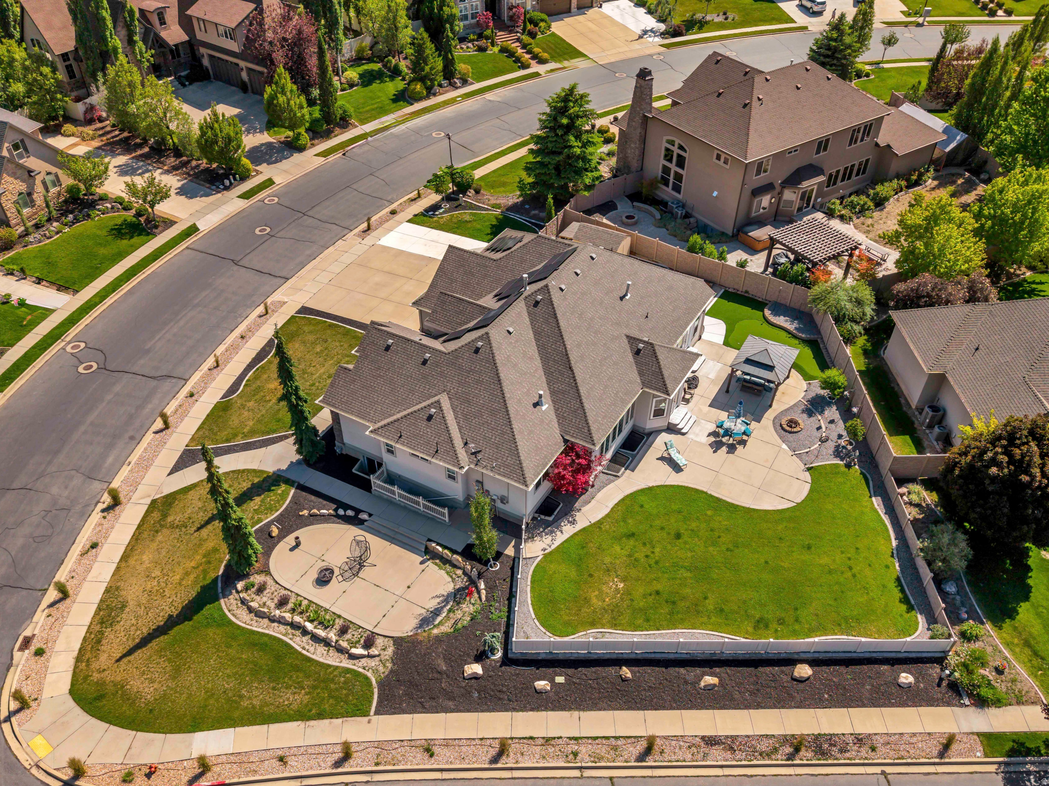 JUNIPER HEIGHTS - Residential