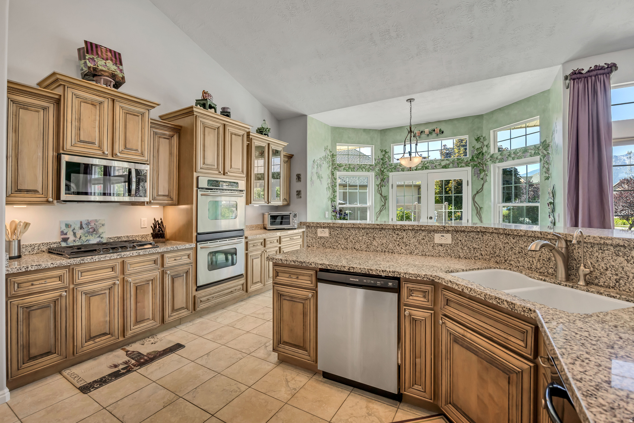 JUNIPER HEIGHTS - Residential