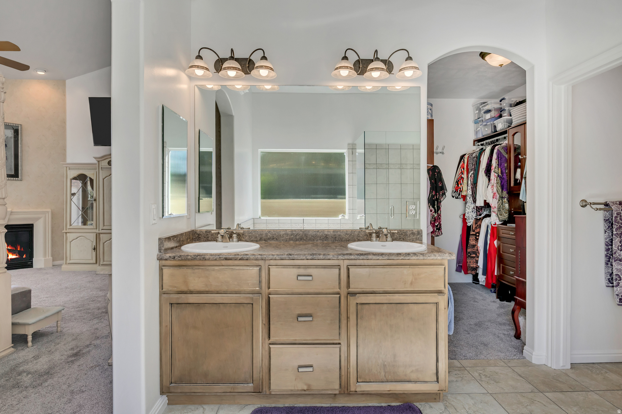 JUNIPER HEIGHTS - Residential
