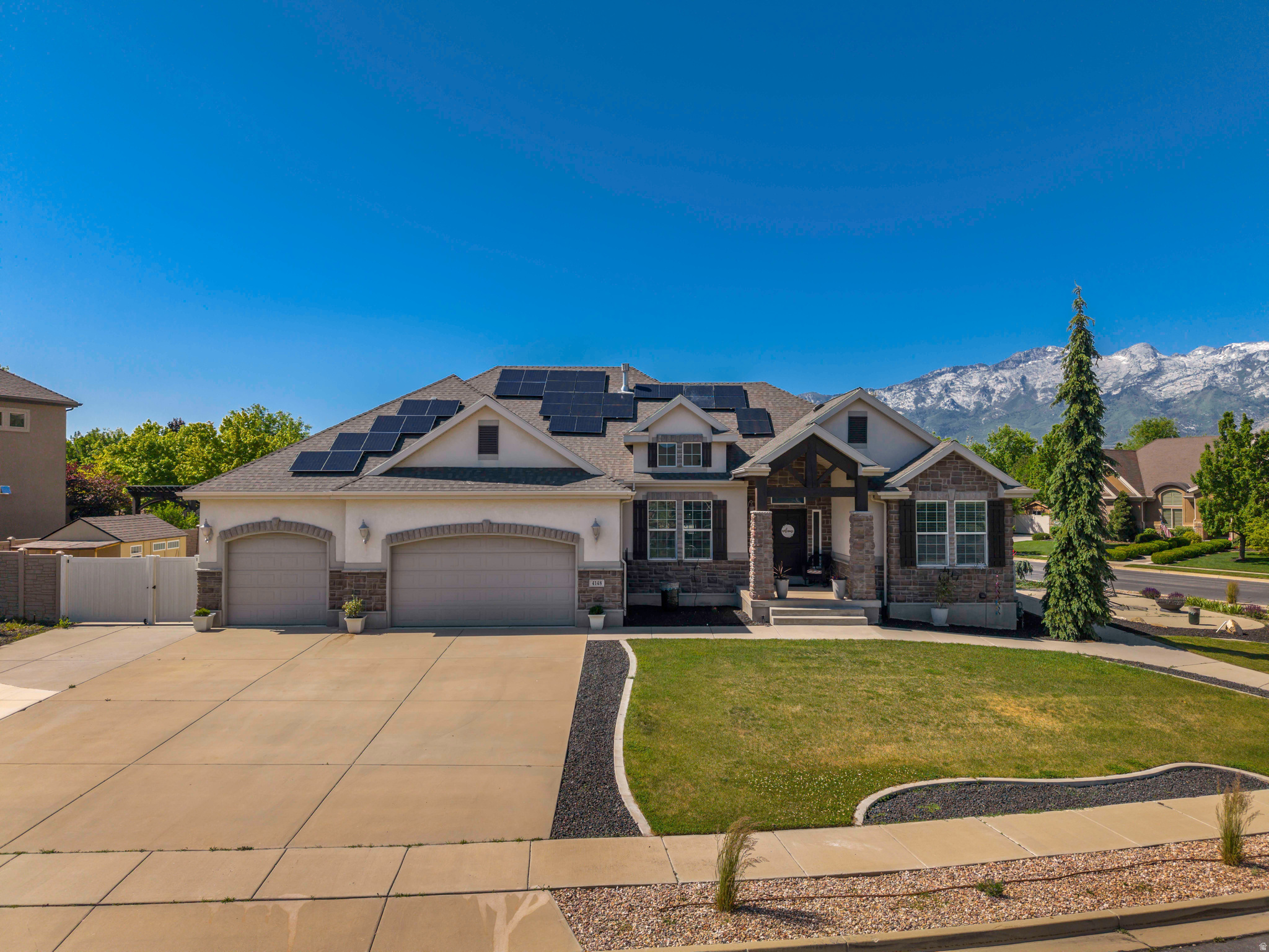 JUNIPER HEIGHTS - Residential