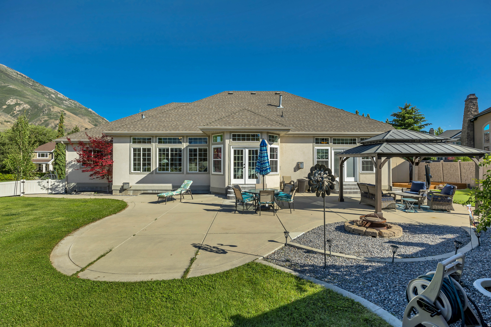 JUNIPER HEIGHTS - Residential
