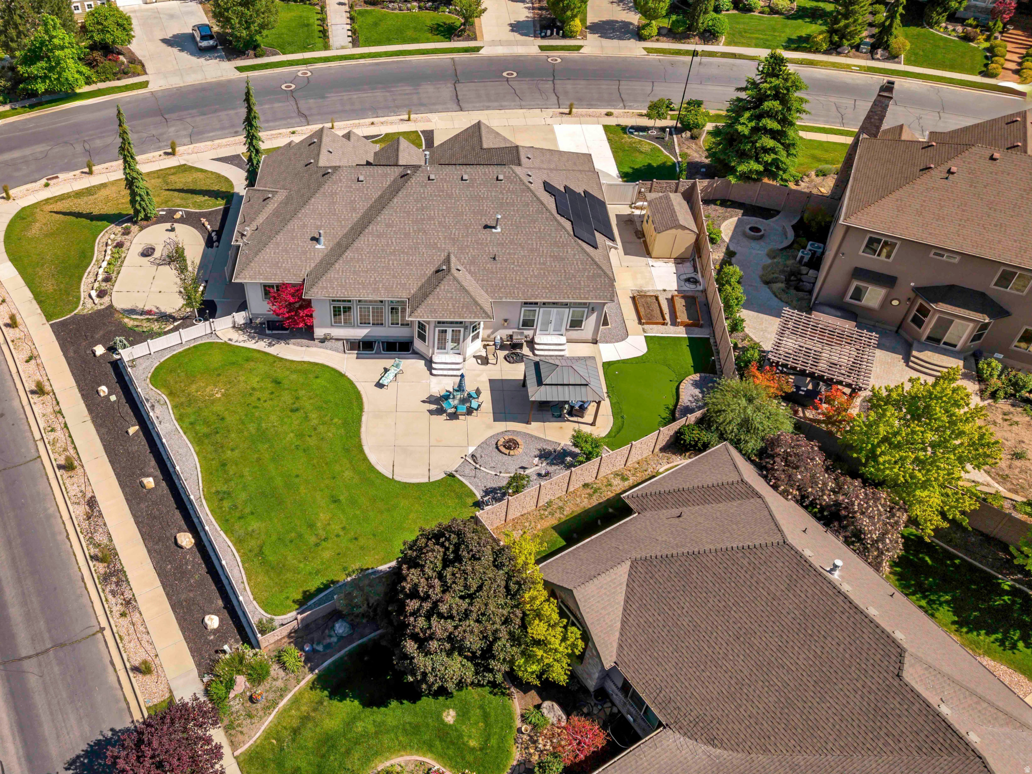 JUNIPER HEIGHTS - Residential