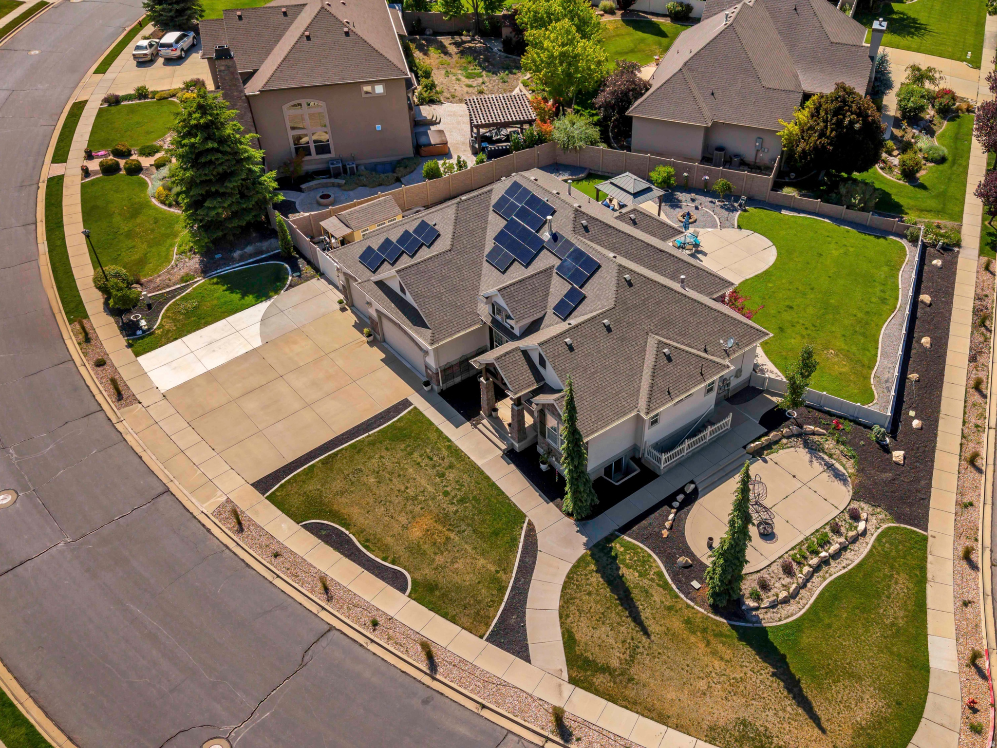 JUNIPER HEIGHTS - Residential