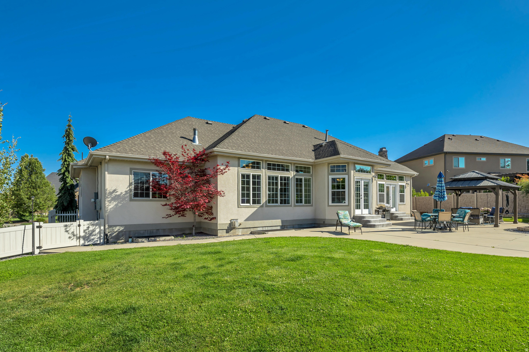 JUNIPER HEIGHTS - Residential