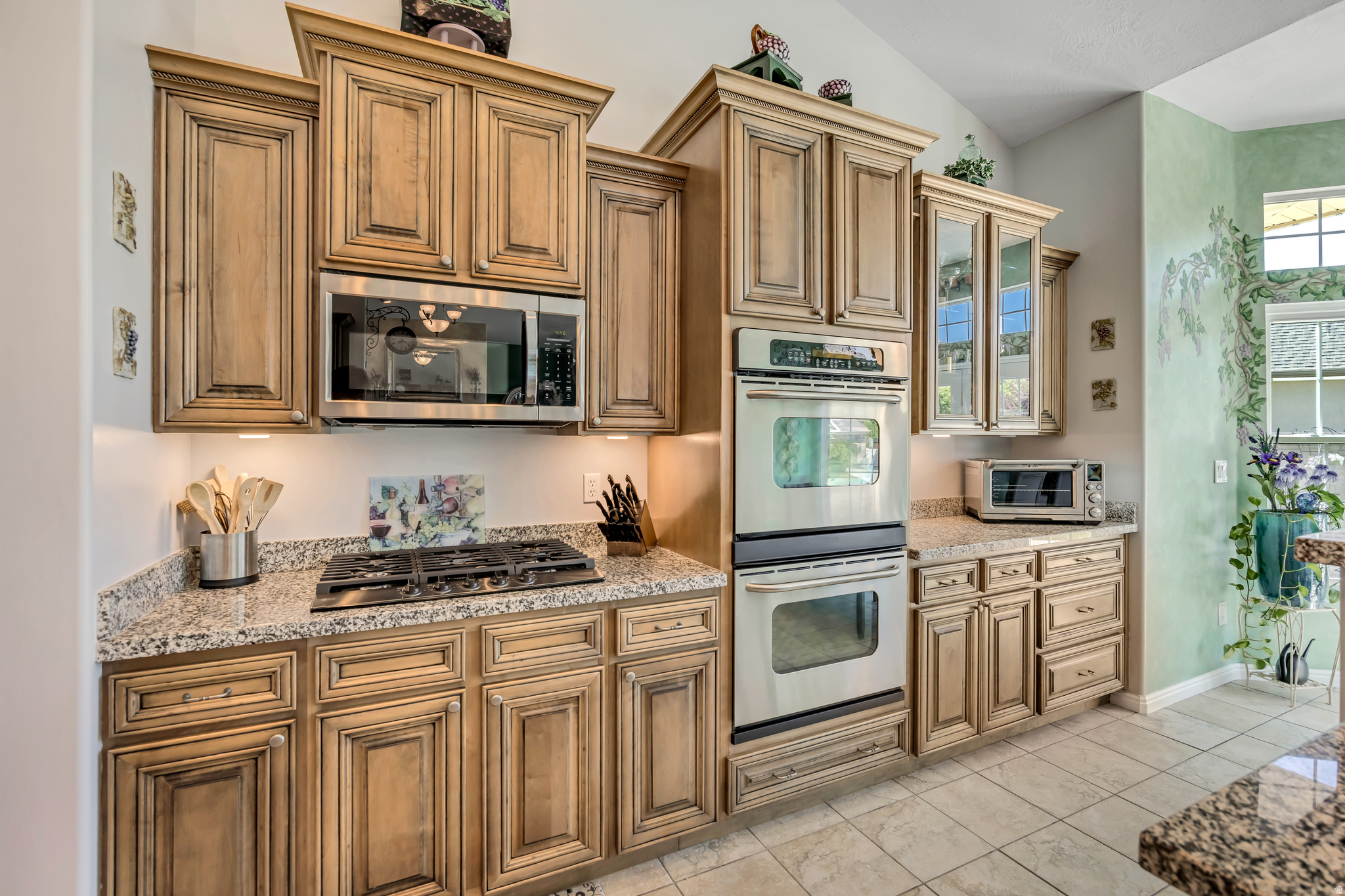 JUNIPER HEIGHTS - Residential